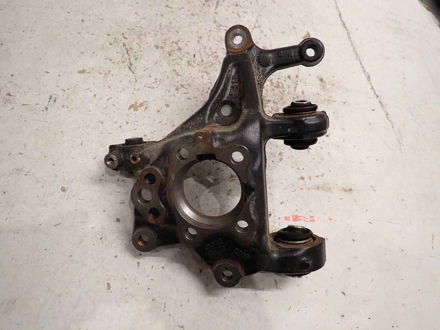 swing right rear part TOYOTA YARIS IV GR 2020