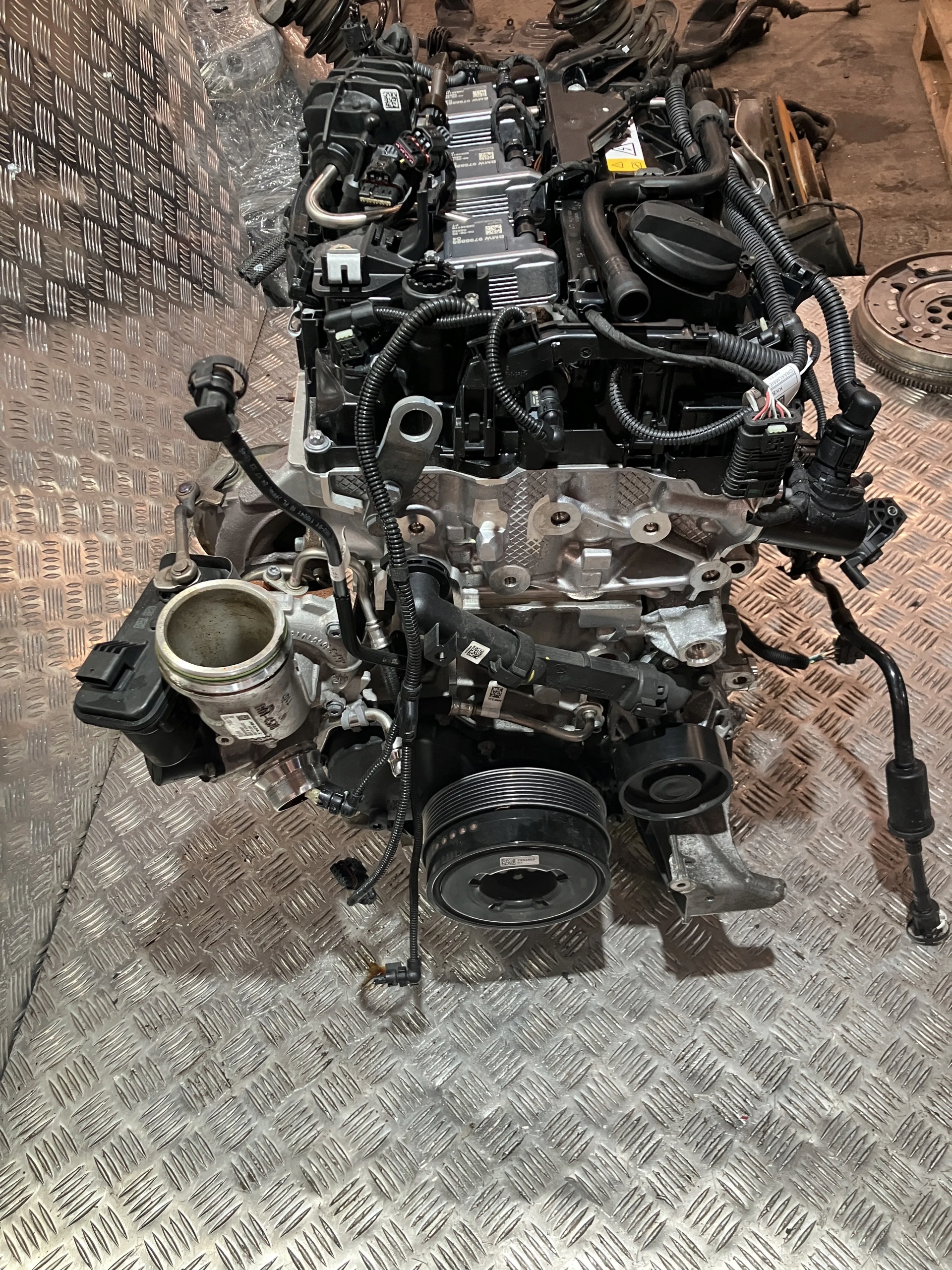 двигатель комплектный X1 U11 PHEV 25 EX 1.5и ГИБРИД