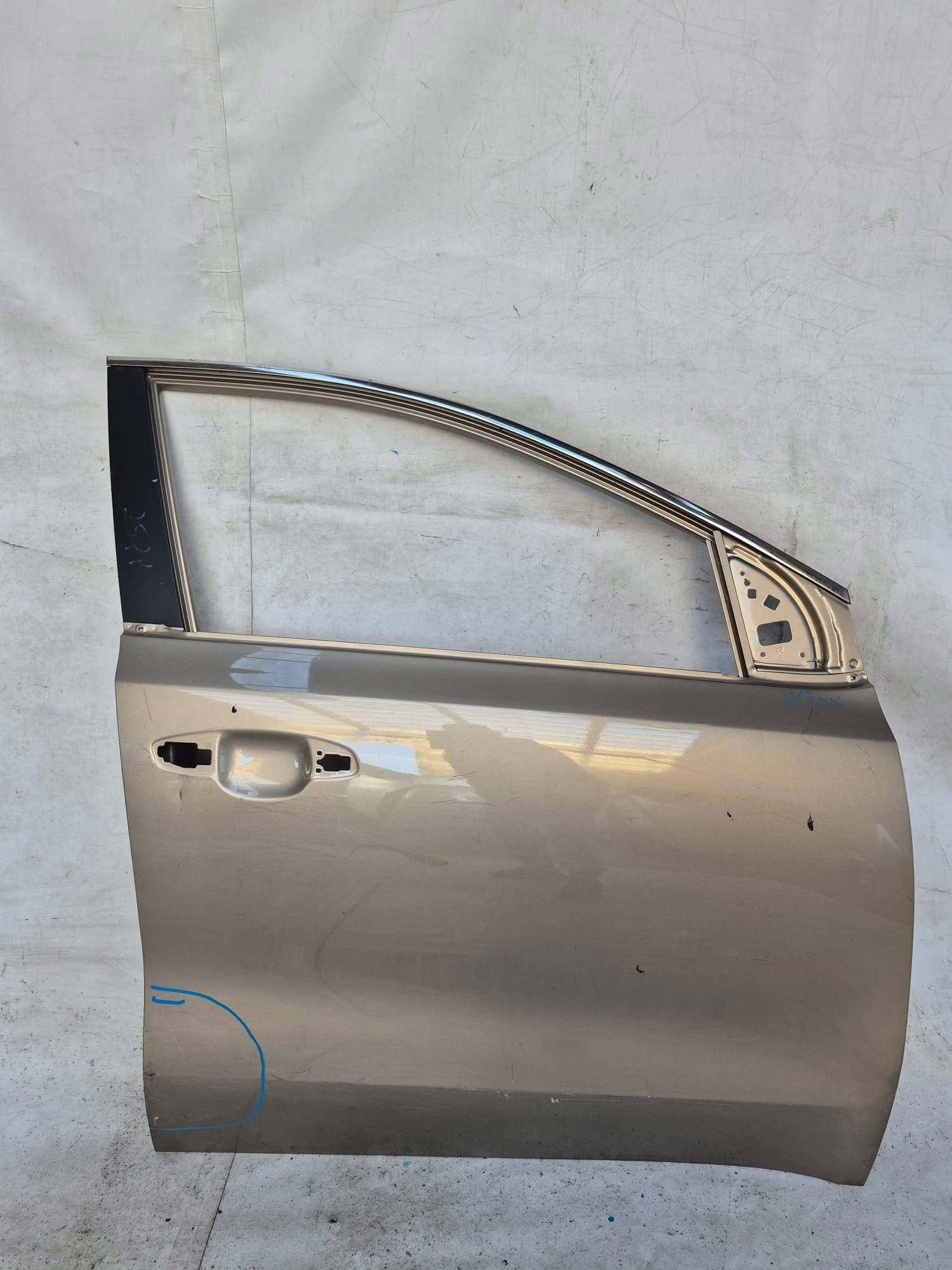 KIA SPORTAGE IV 4 15-21 door front front right