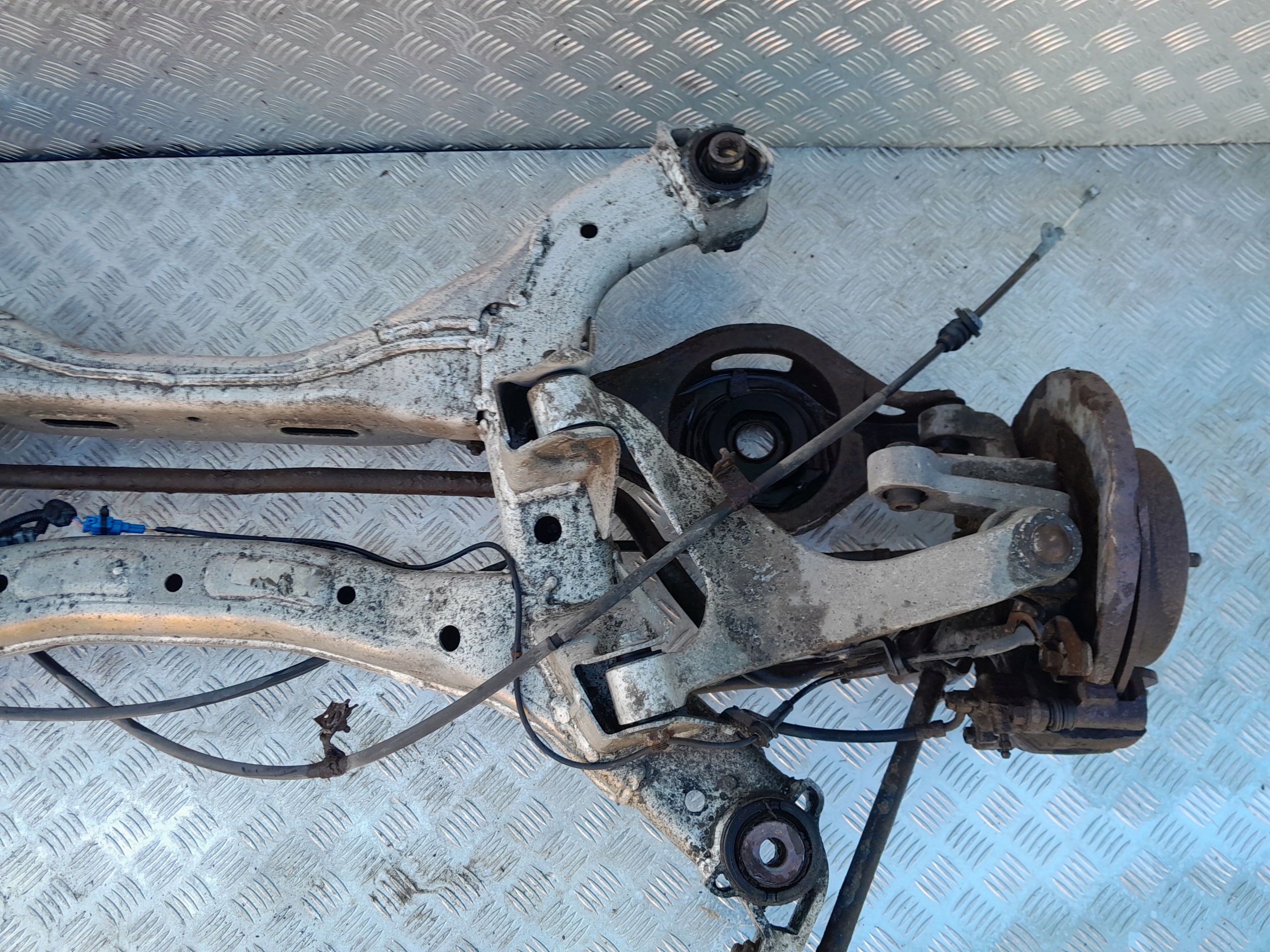 KOMPLETNA BELKA TYŁ TYLNA ZAWIESZENIA OŚ NISSAN MAXIMA A34 VI 04- Typ samochodu Samochody osobowe