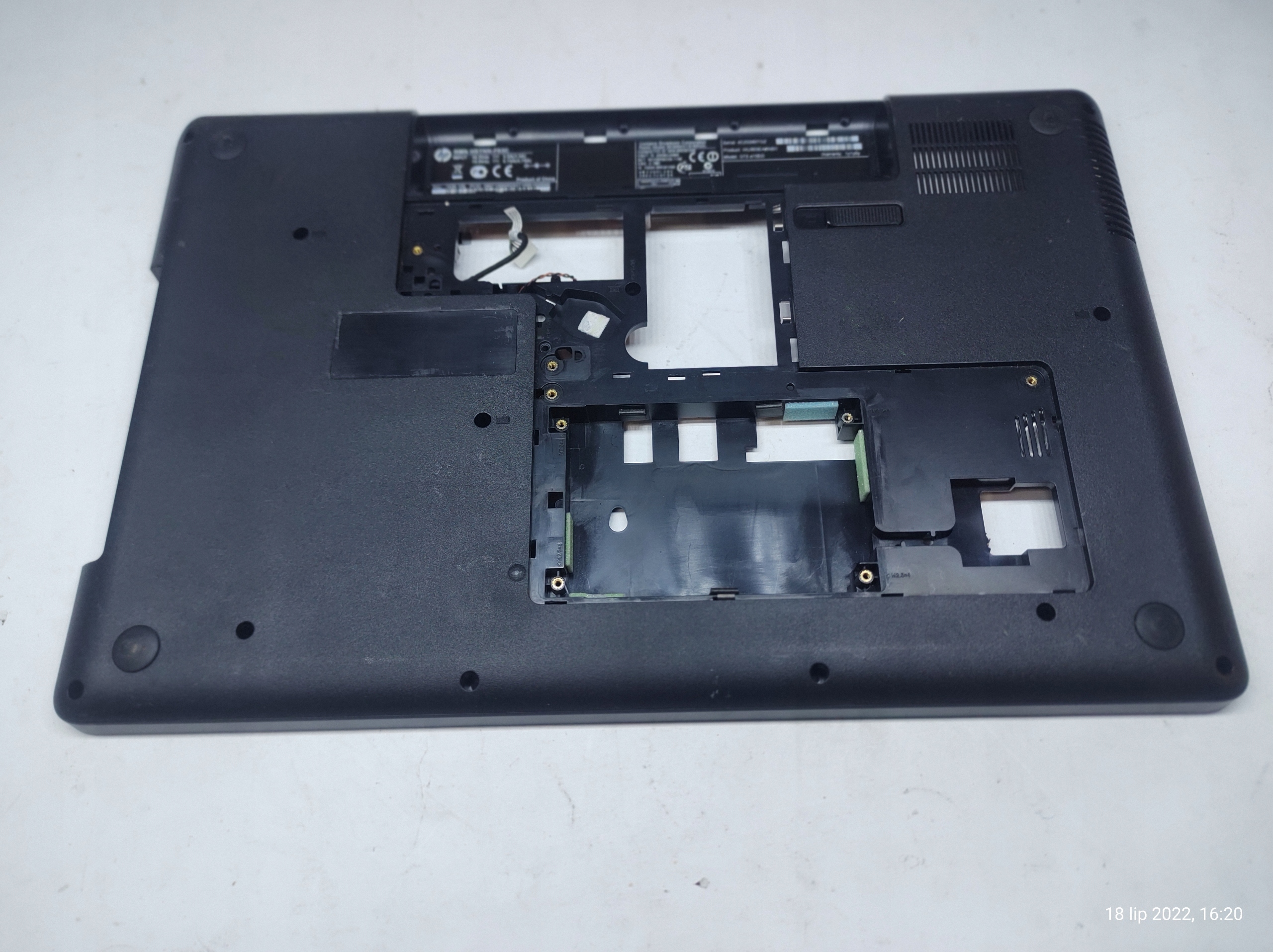 HP Pavilion G72 – Haut De Cadre Plastique Pour Repose-poignets – Remplacement
