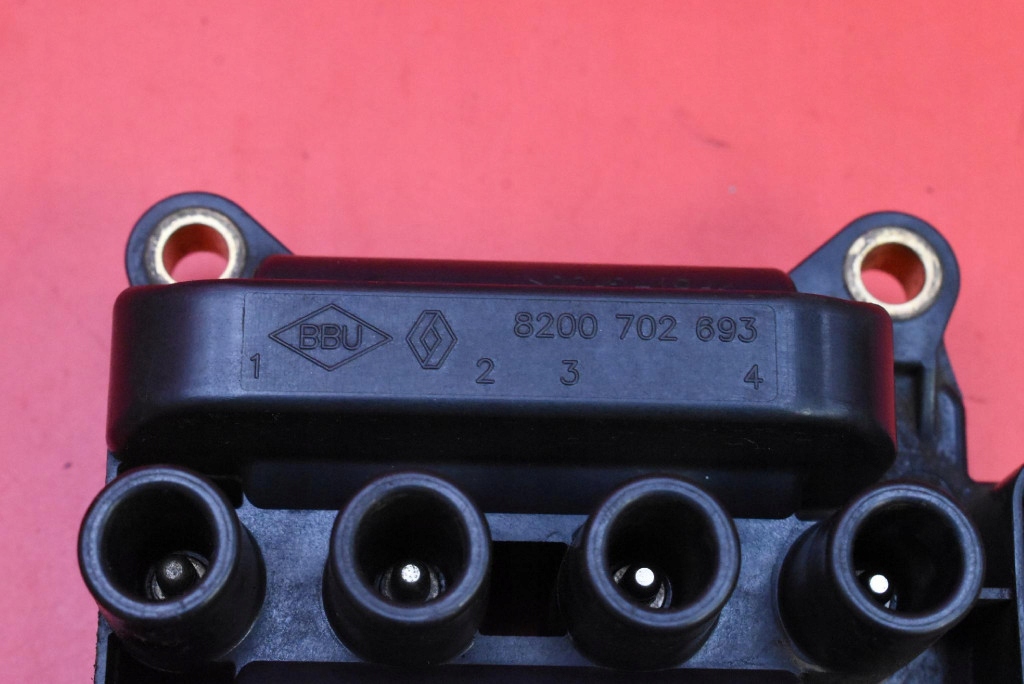 coil ignition 8200702693 RENAULT TWINGO 2 II 1.2 16V 76 KM 07-12