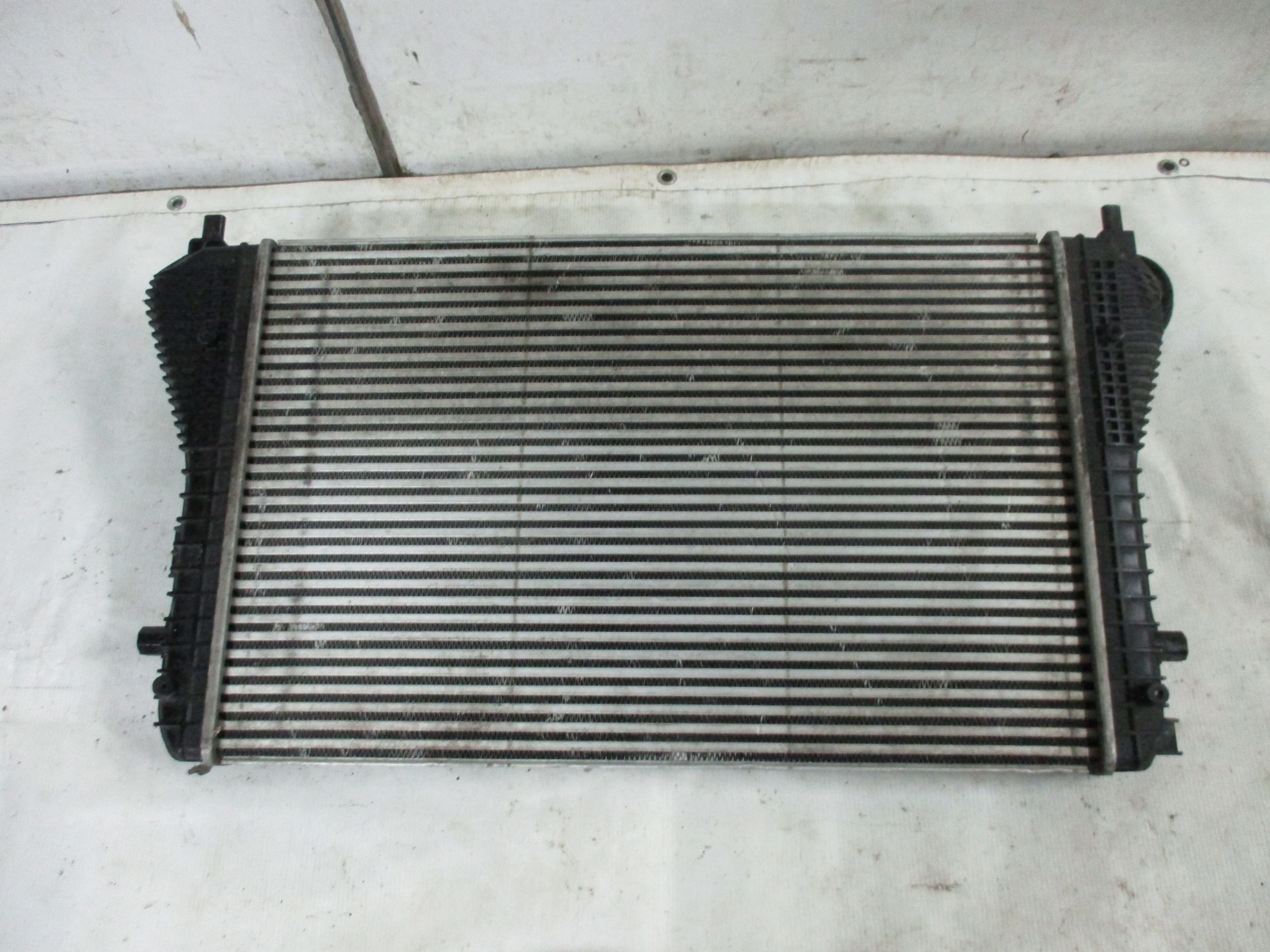 KÜHLER INTERCOOLER 1K0145803L VW SKODA 1,9 TDI