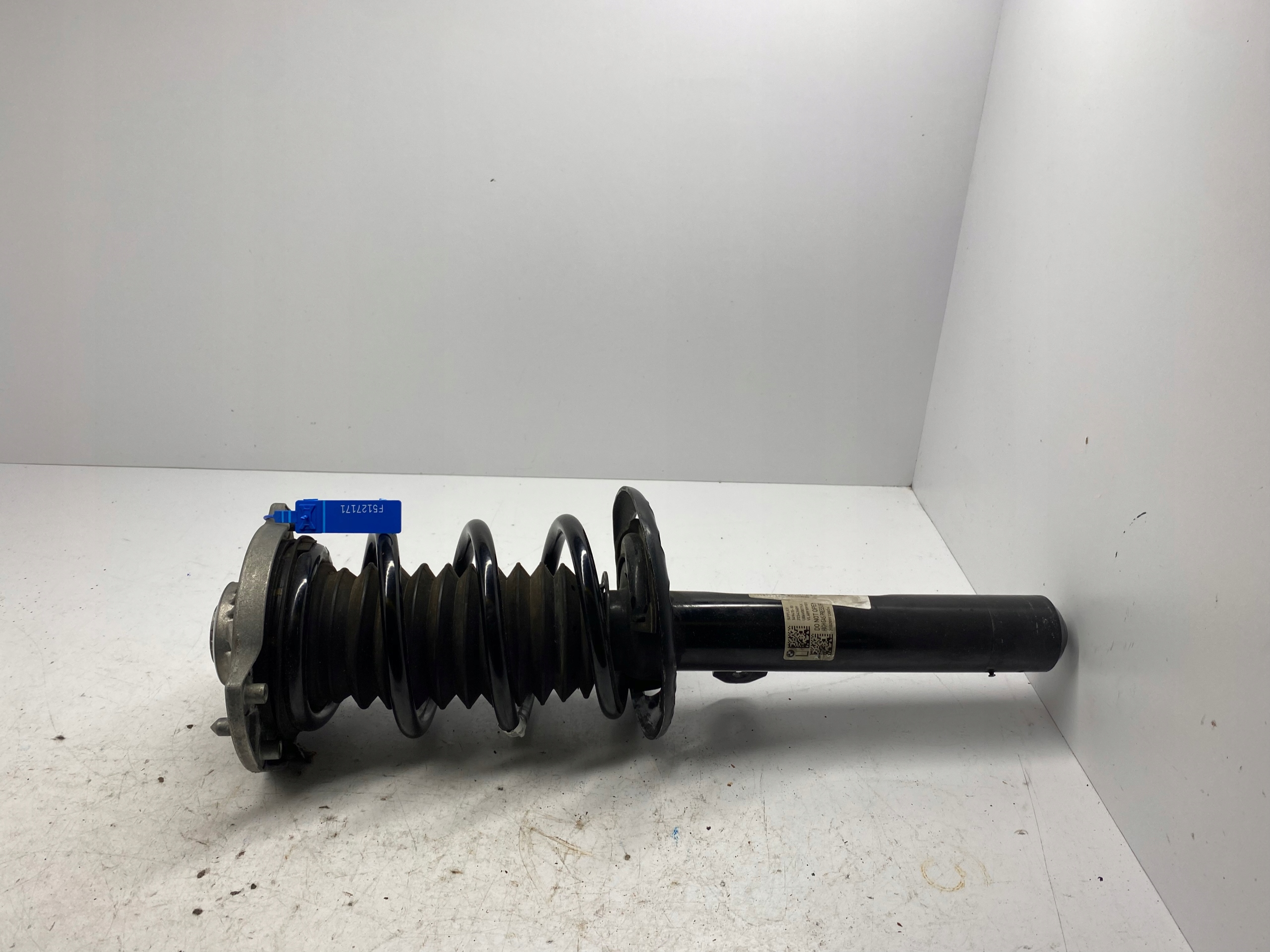 BMW 2 U06 shock absorber front left