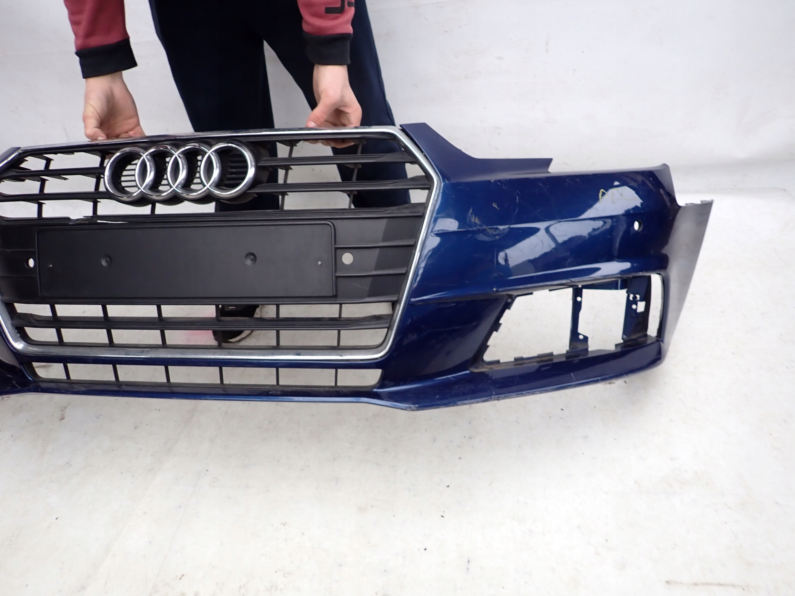 AUDI A4 B9 8W0 15-19 bumper front front PDC