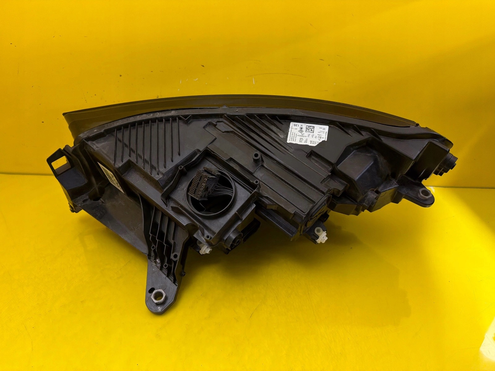 light right Skoda Enyaq IV Led 5LB941016B