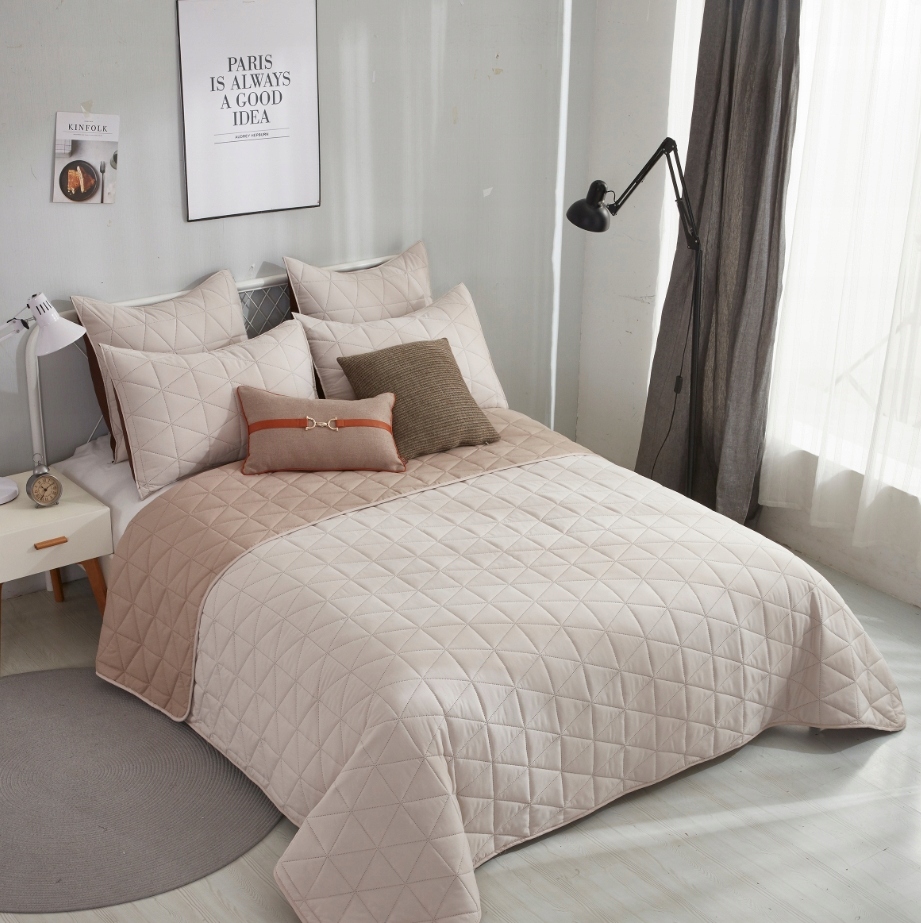 

Narzuta Na Łóżko Pikowana 180x220 Dana Pled