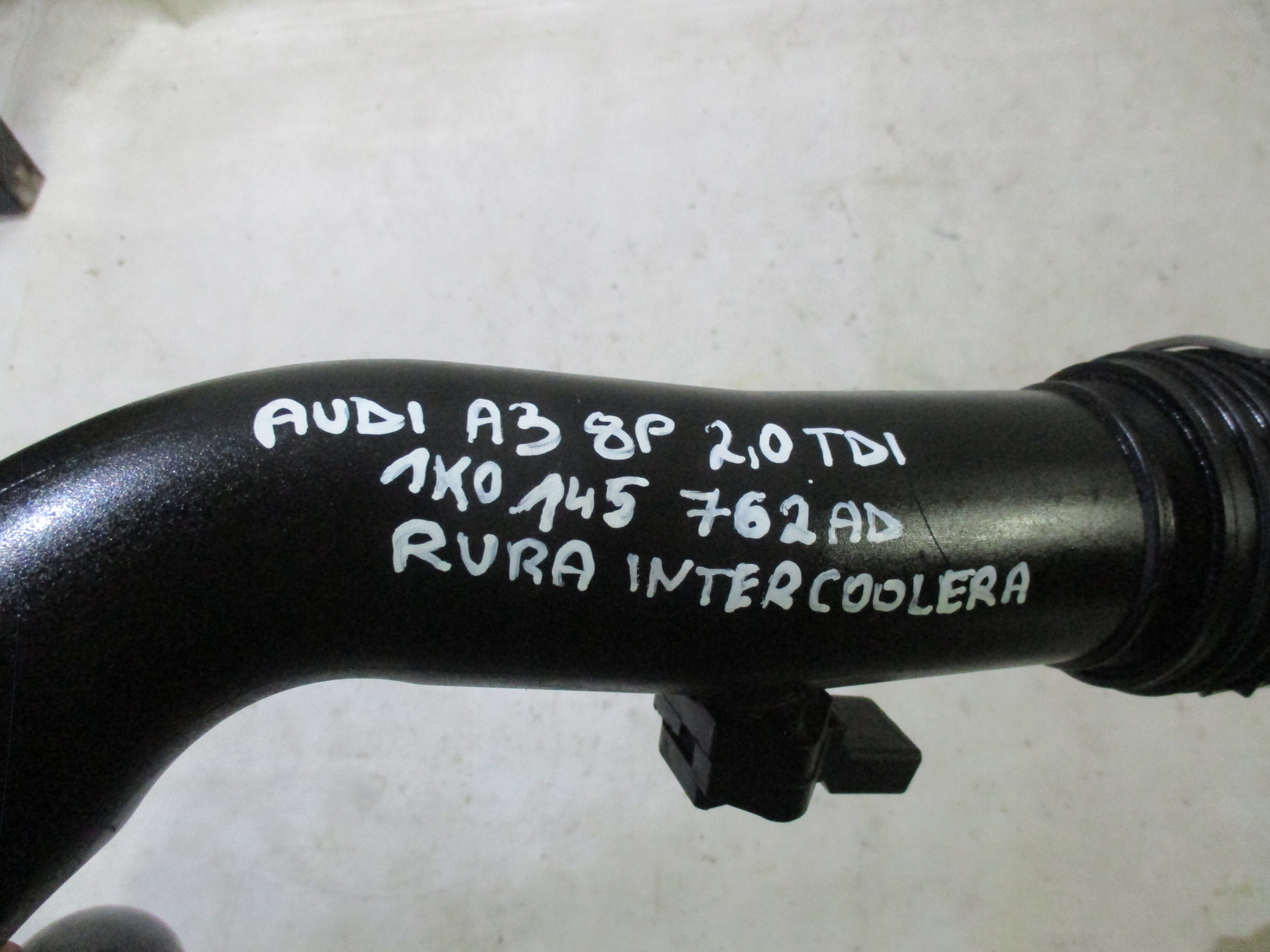 ROHR INTERCOOLER AUDI A3 8P 2,0 TDI 1K0145762AD