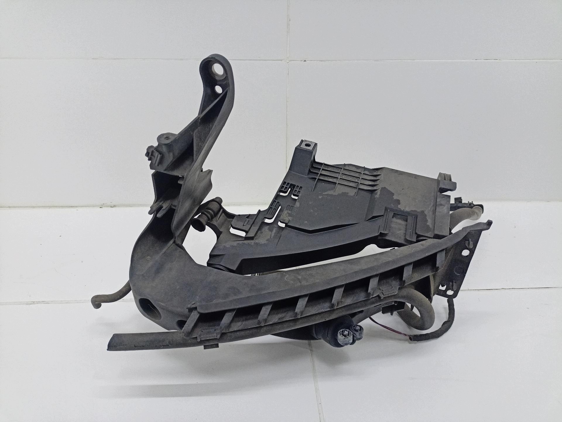 holder lights left side Audi A5 8T 2010 8T0805607L