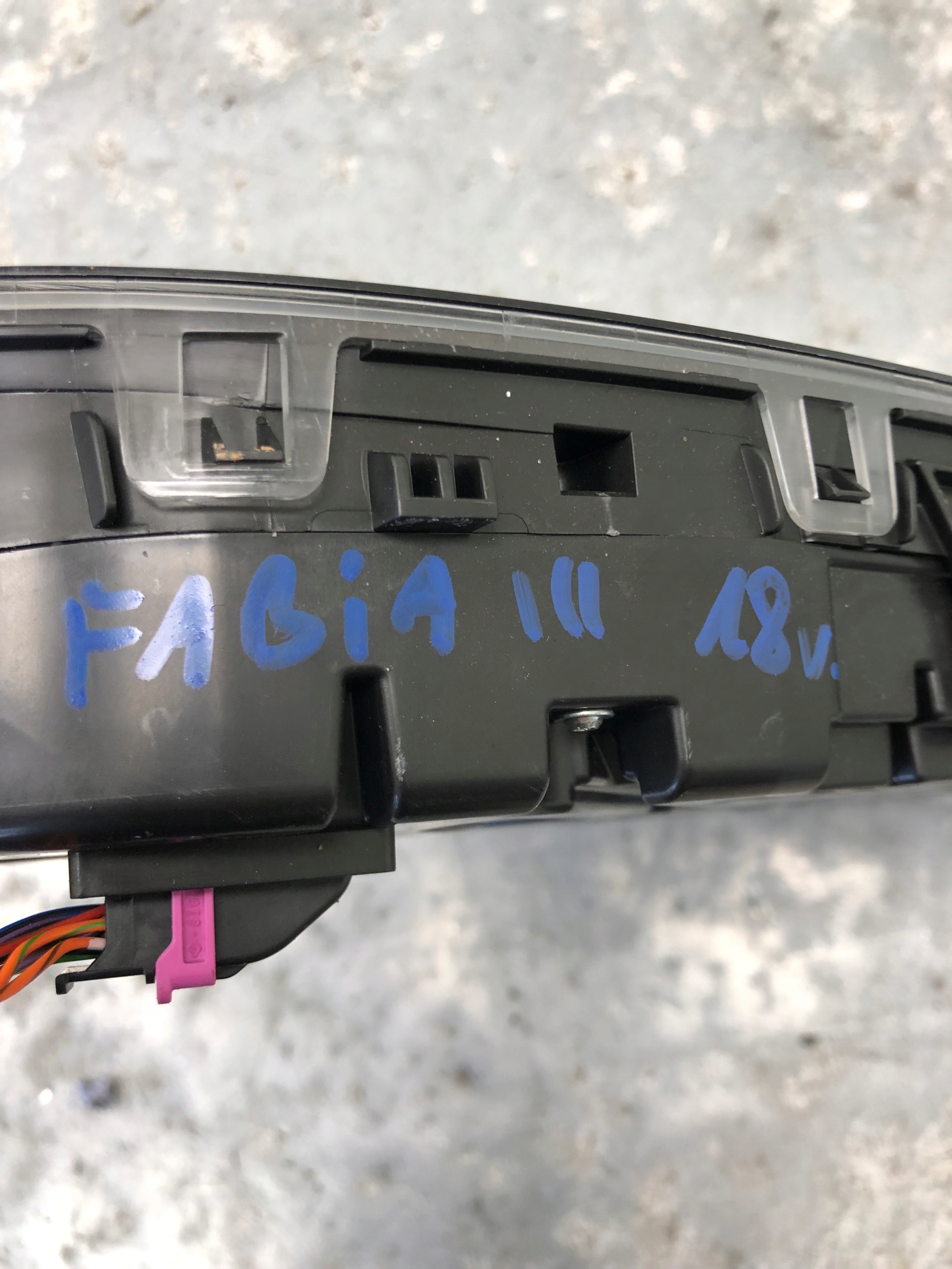 dials dials SKODA FABIA III 6V0920740D EUROPA