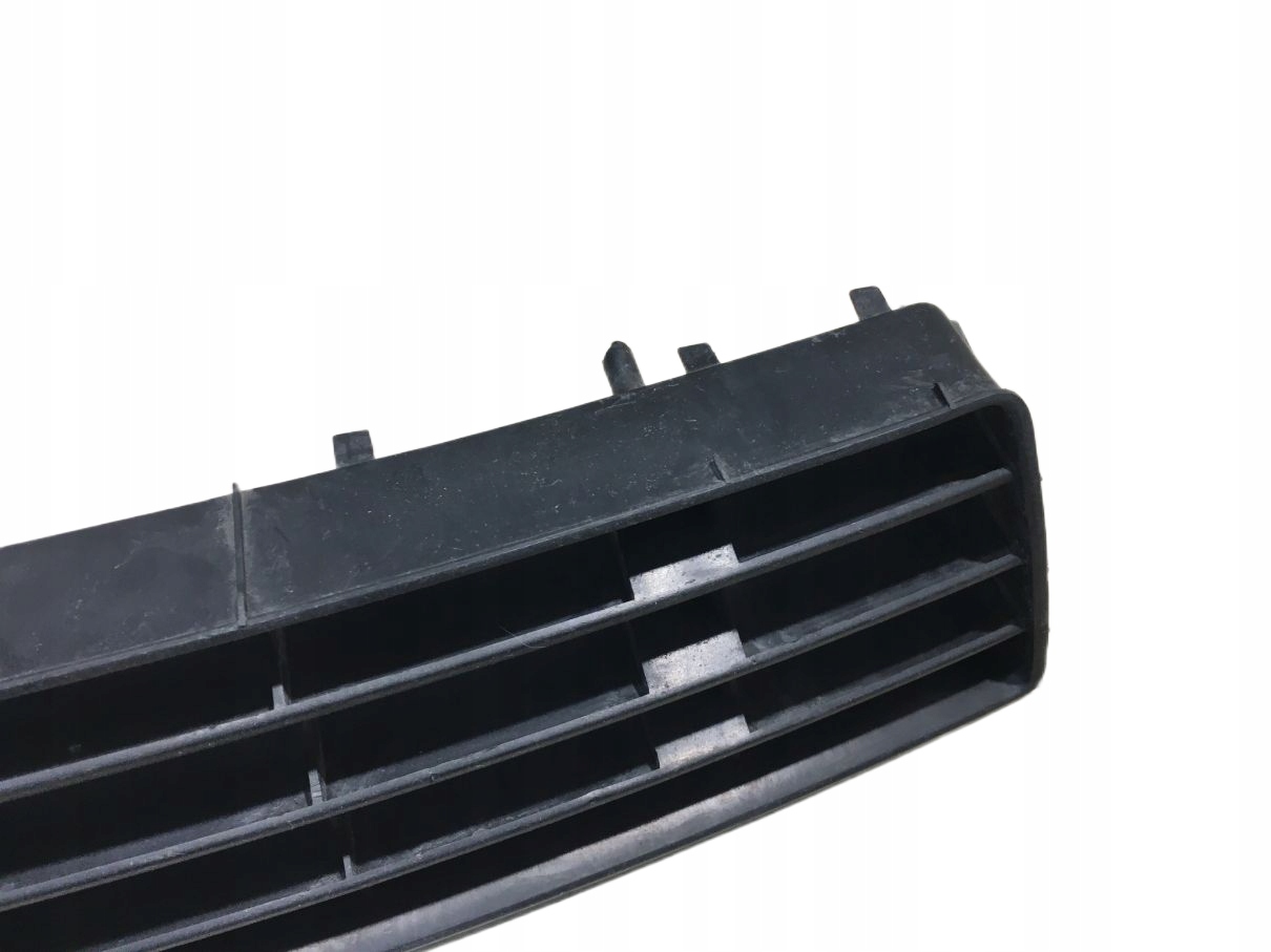 Lüftungsgitter der Stoßstange mitte AUDI A6 C5 4B0807683E