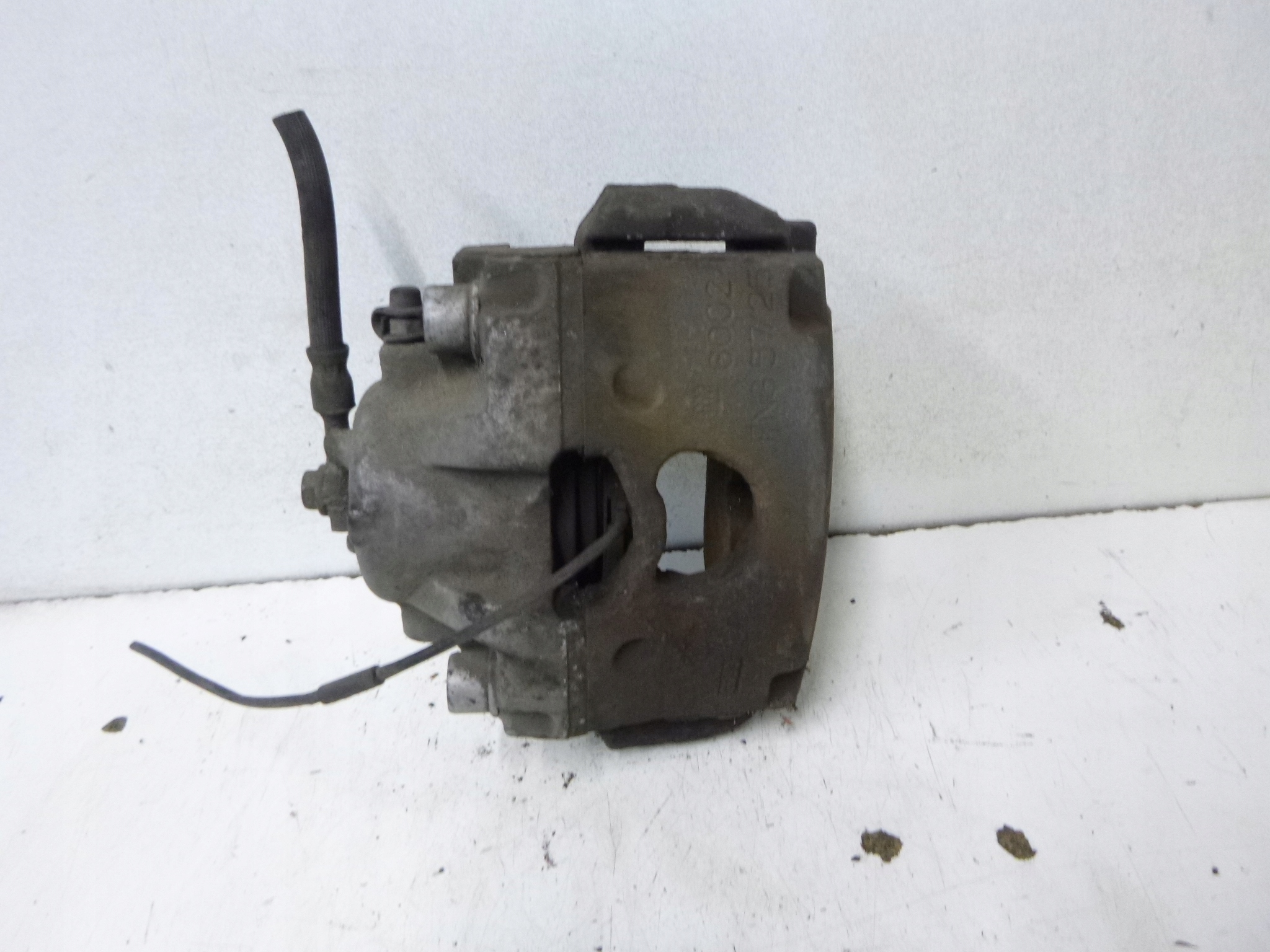caliper brake front Opel Signum 2.2 2004r.