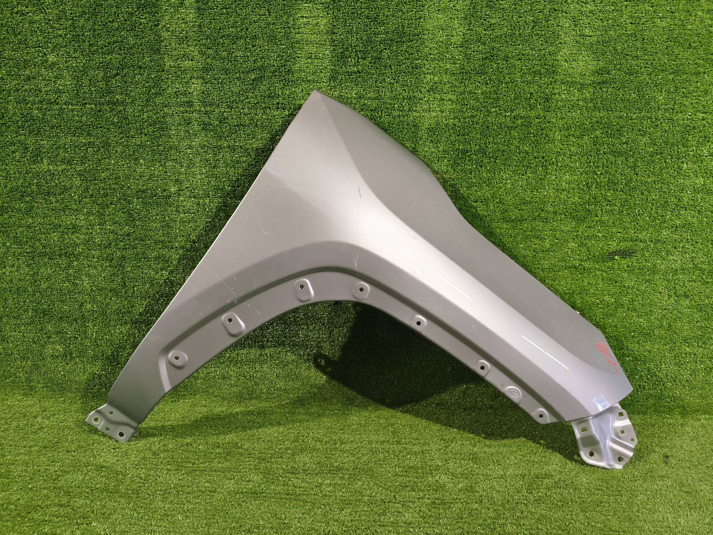 fender front right TOYOTA RAV4 V NR.804