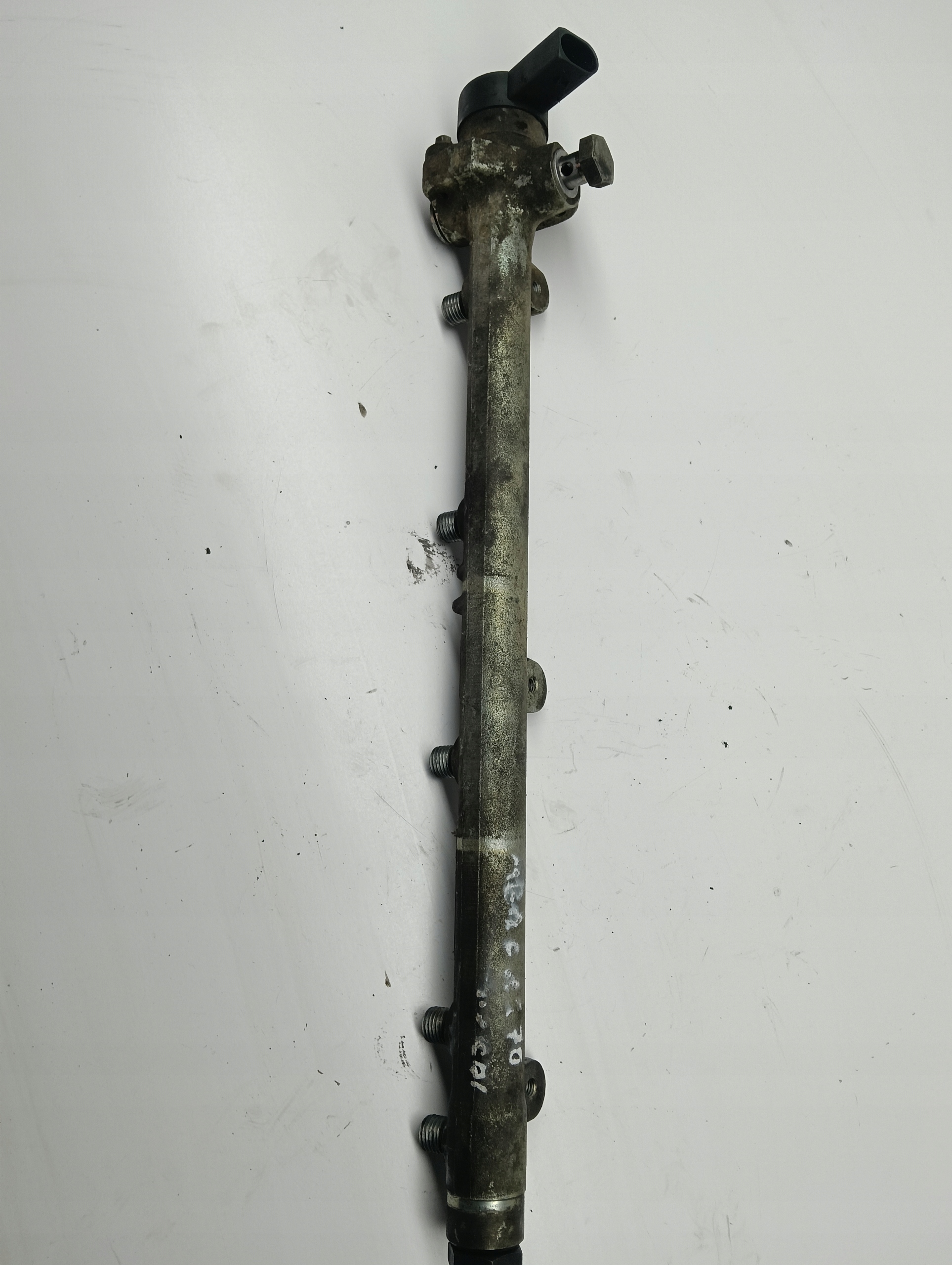 Rampe injection Mercedes A 170 A6680700095