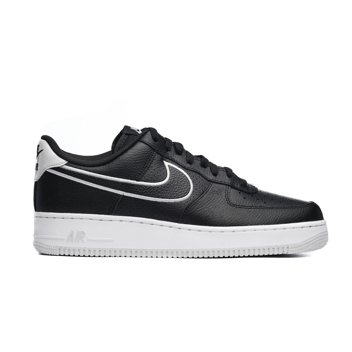 Boty Nike Air Force 1 FJ4211-001 Vel 42,5