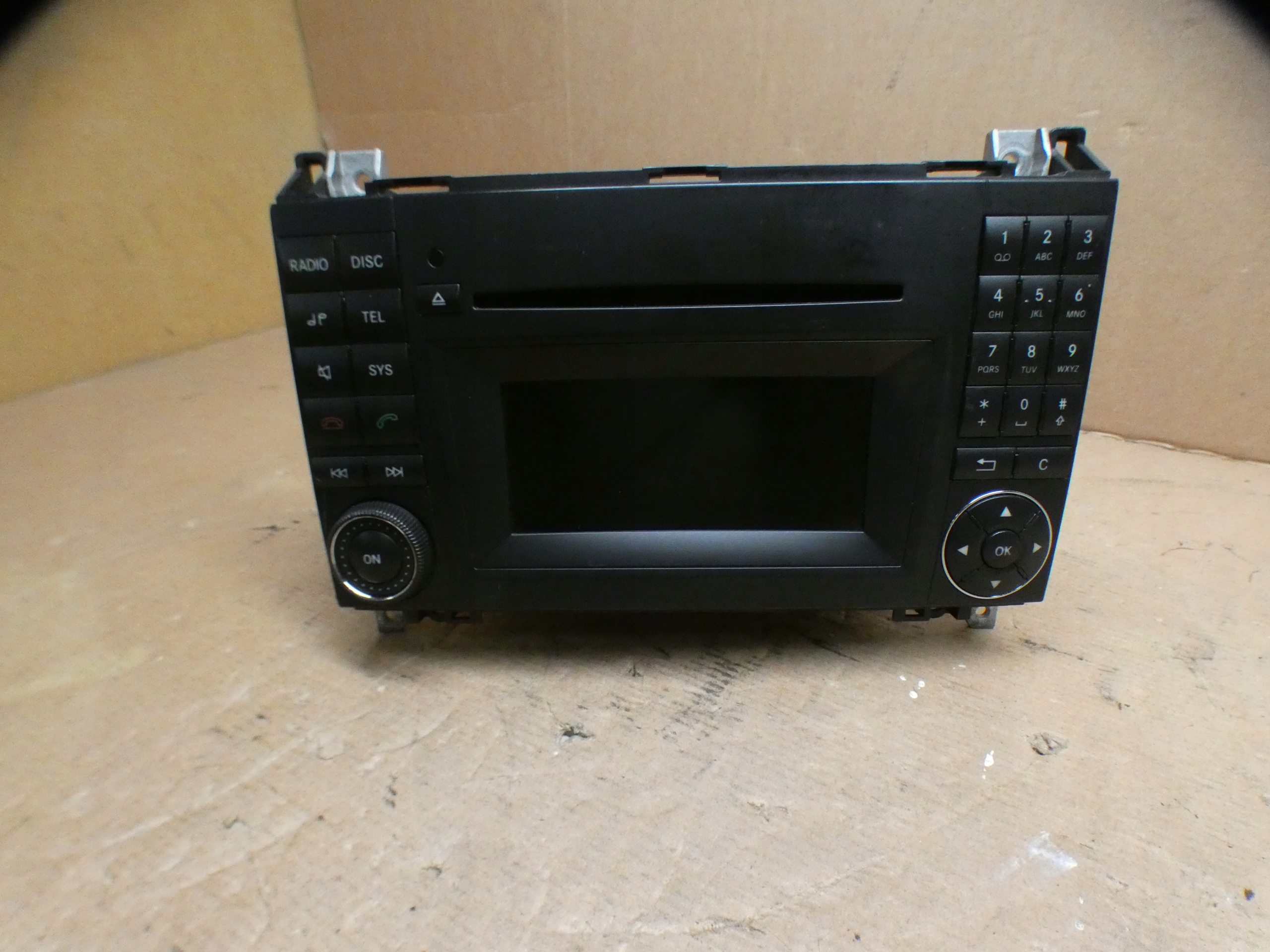 MERCEDES W169 RADIO CD A1699002000