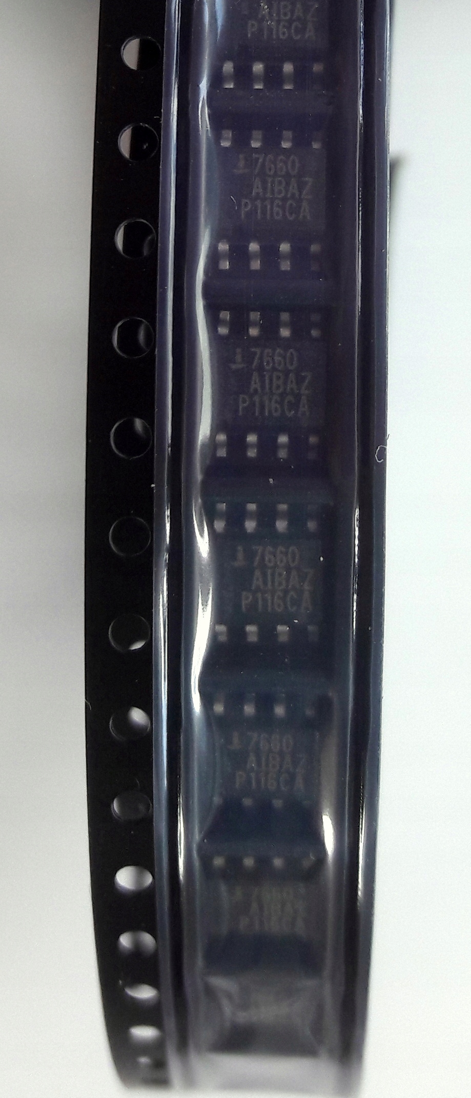 ICL7660AIBAZA Intersil układ scalony przetwornica DC/DC