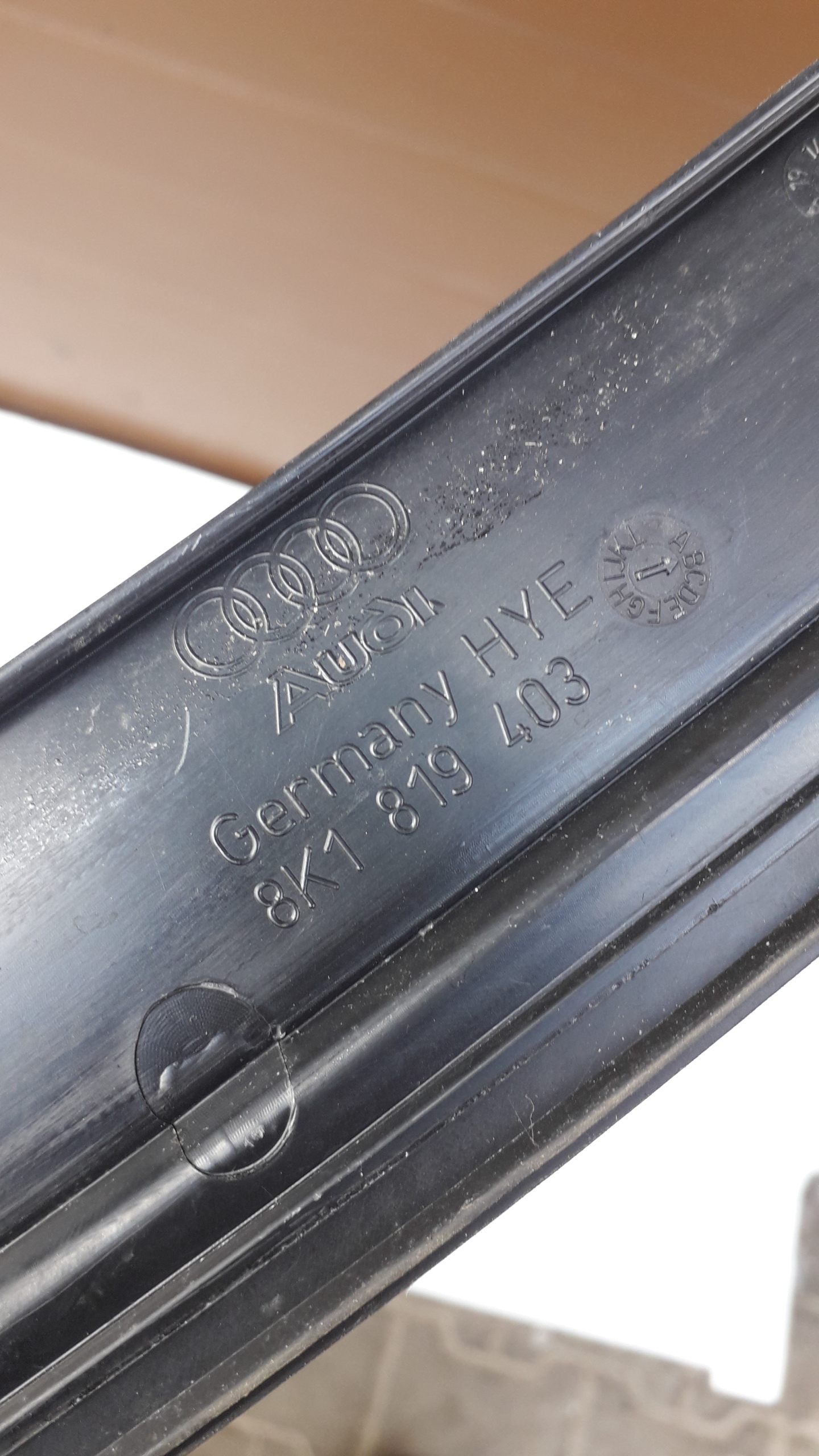torpedo AUDI A4 B8 8K1819403B EUROPA