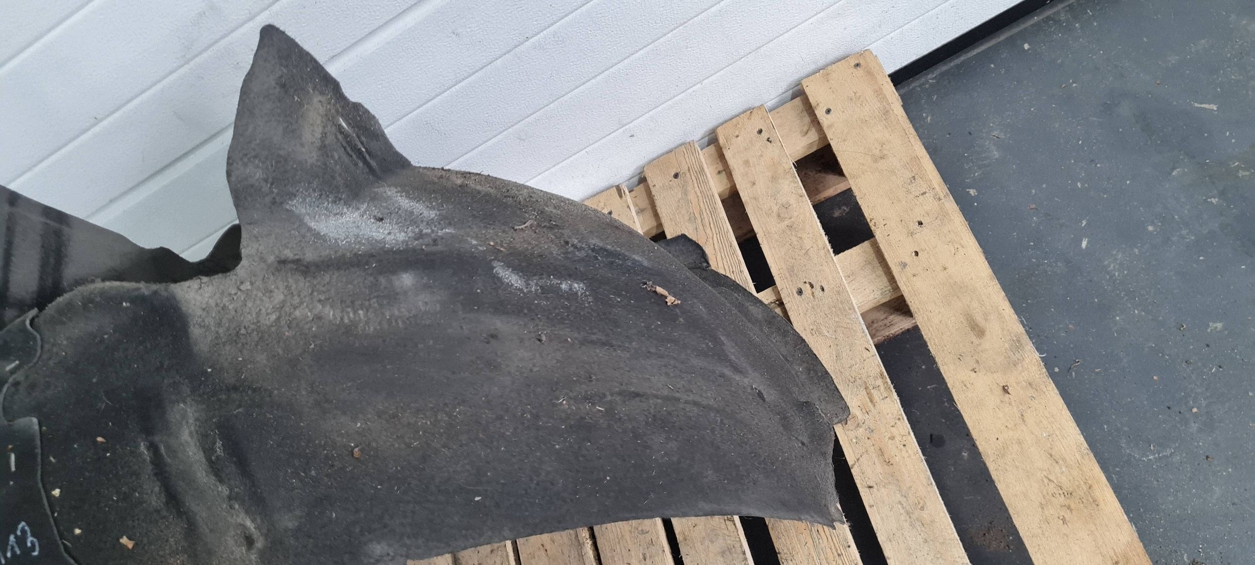 A5 8T LIFT mudguard left left front front MATERIAL 8T0821171M