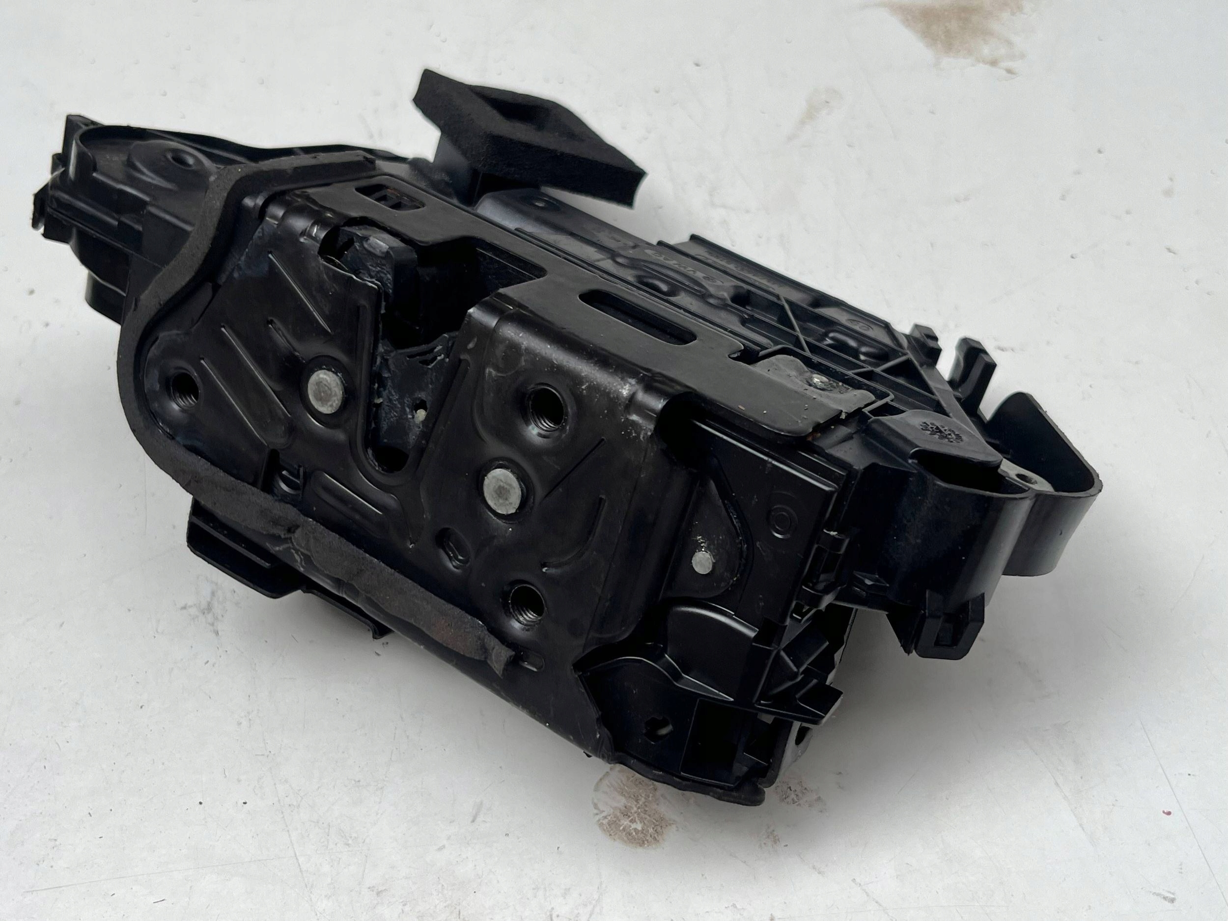 VOLKSWAGEN SEAT SKODA lock door left front 5TB837015B @M