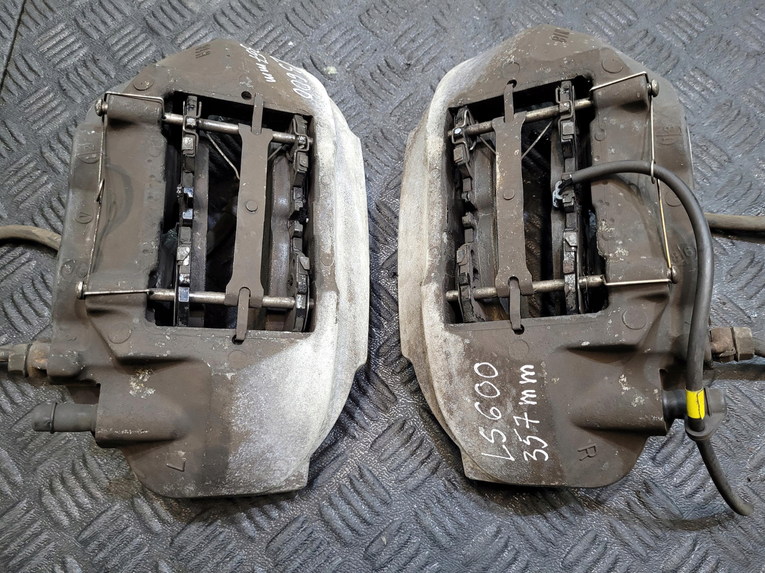 caliper front front left right 357MM LEXUS LS 600 LS600 H 5.0
