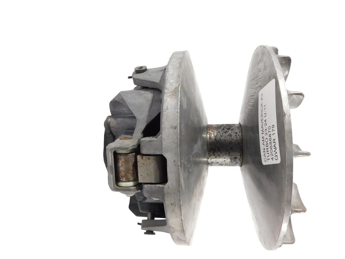 Variátor Pohon Can-am Maverick X3 Turbo 23-24 U-11 420686870