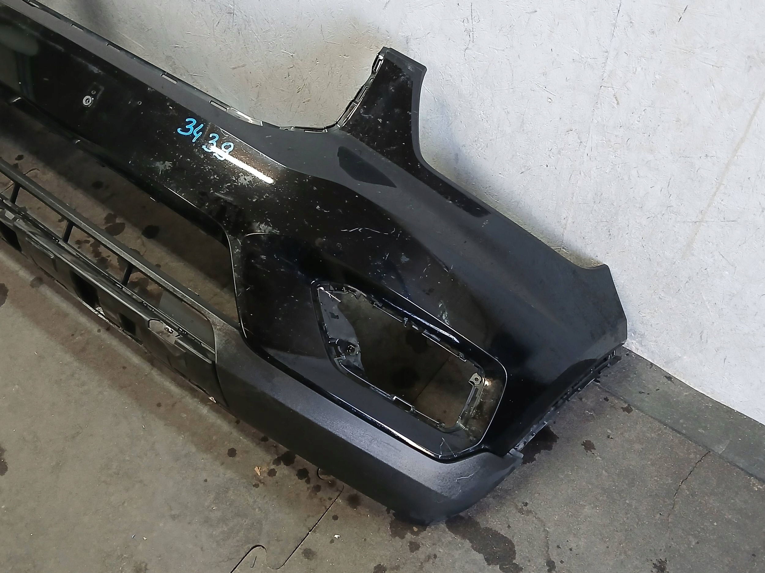 bumper front VOLVO XC40 XC-40