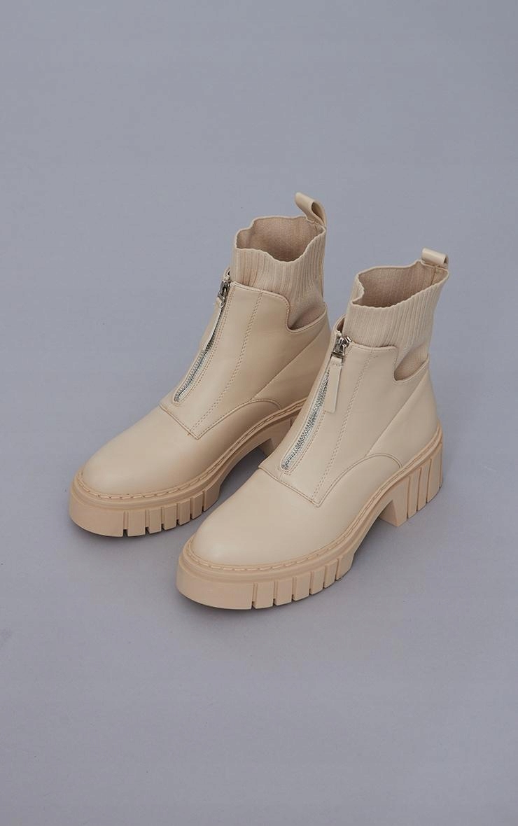 BEŻOWE BUTY BOTKI KRÓTKIE SKARPETA PLATFORMA EKOSKÓRA PRETTYLITTLETHING 38 Marka inna