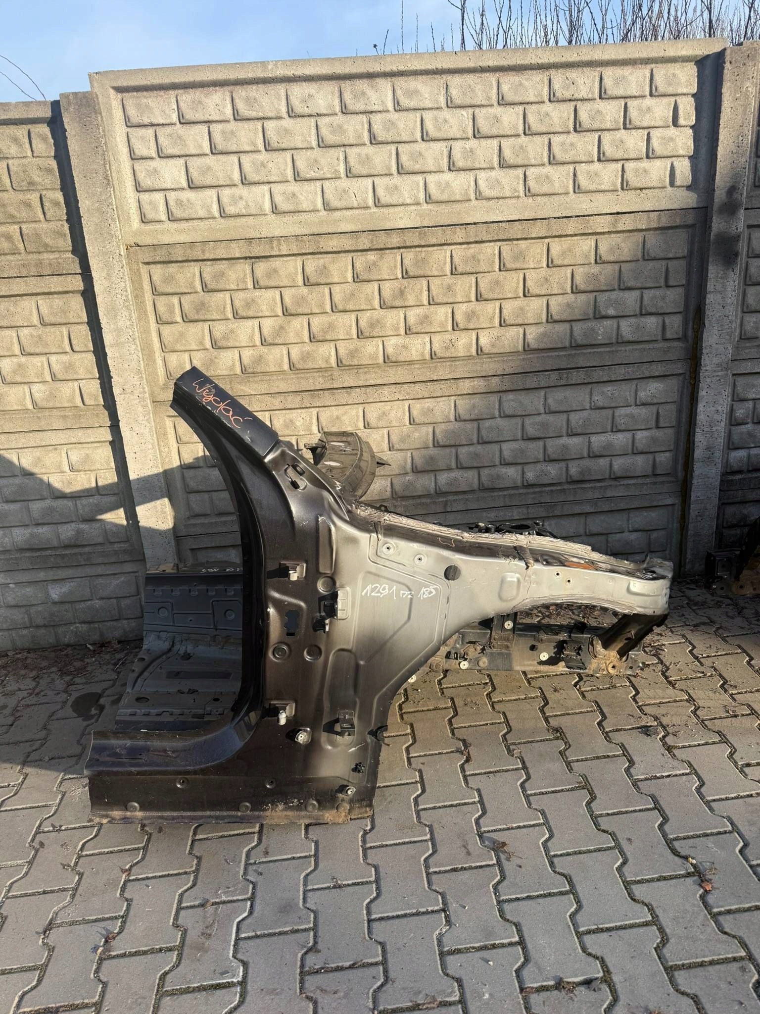 BMW X4 G02 quarter front right