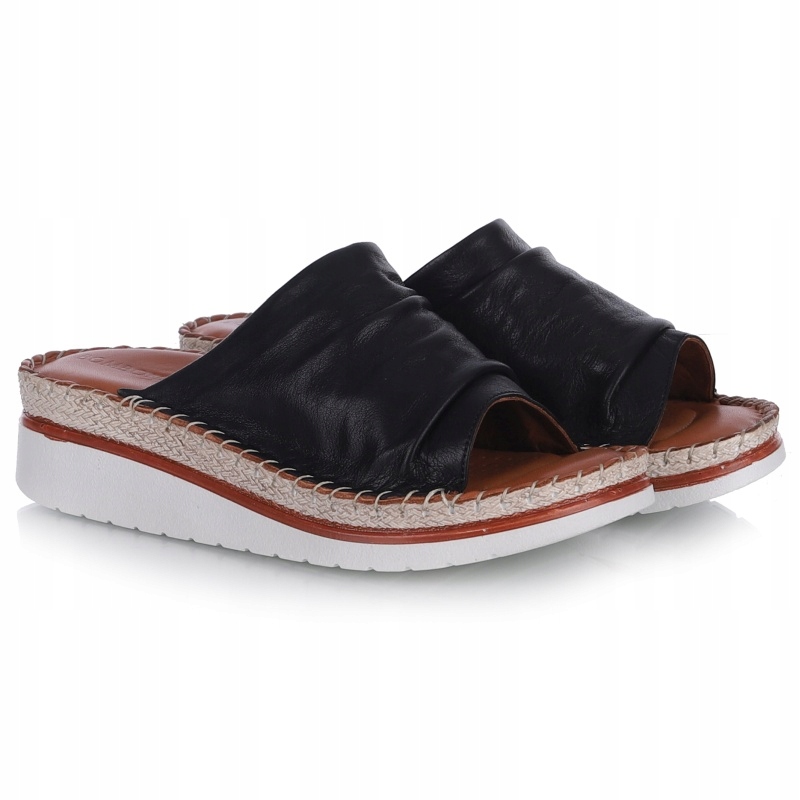 Nazouváky pantofle Bombonella 14T 341-9136 Black černé Kůže VEL.37