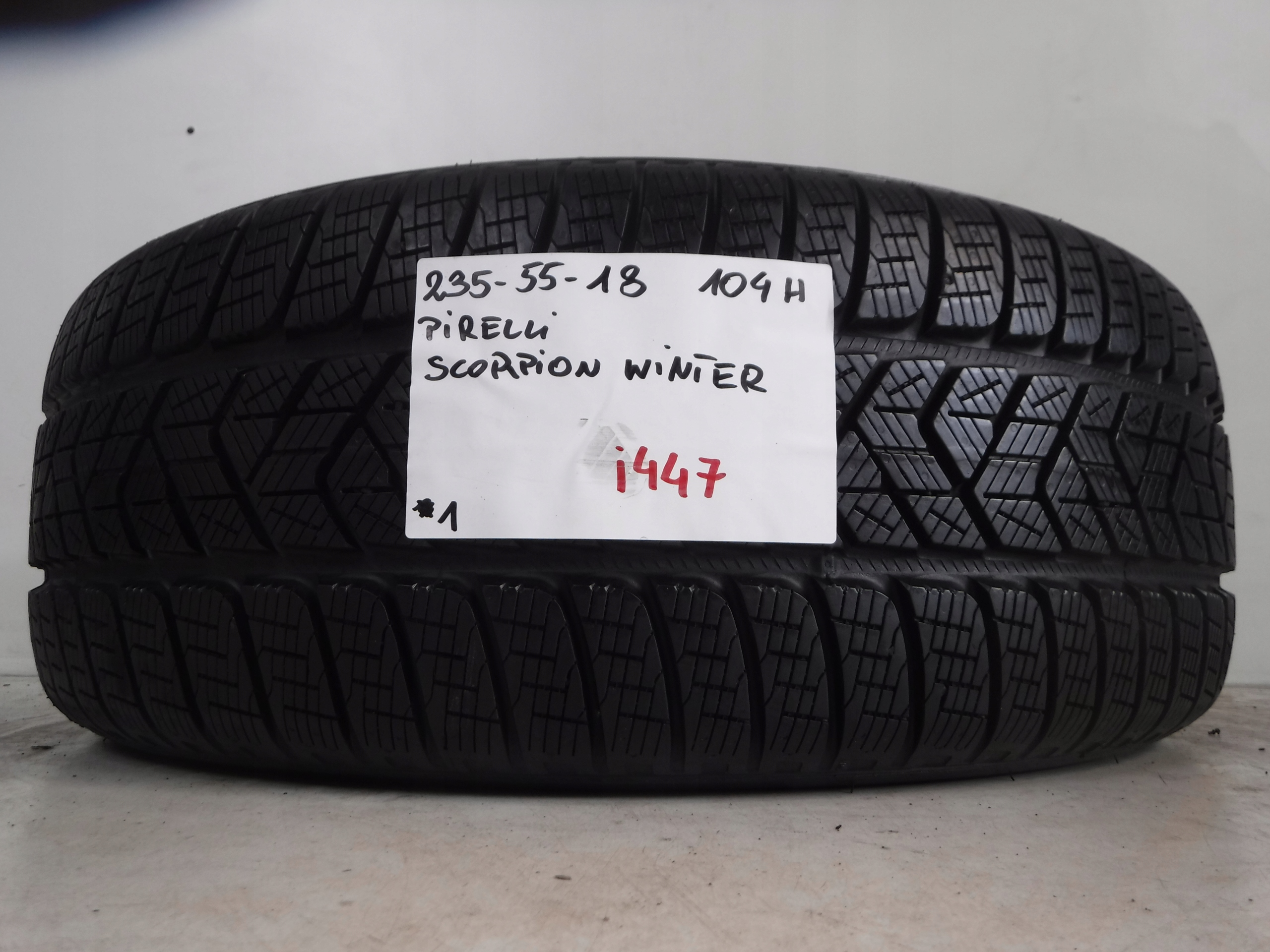 OPONA PIRELLI SCORPION WINTER 235/55/18 104H