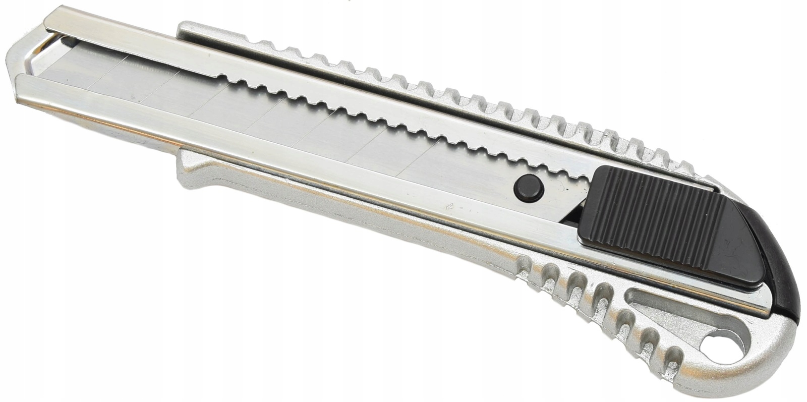 

Nóż metalowy uniwersalny 18mm do tapet wykładzin