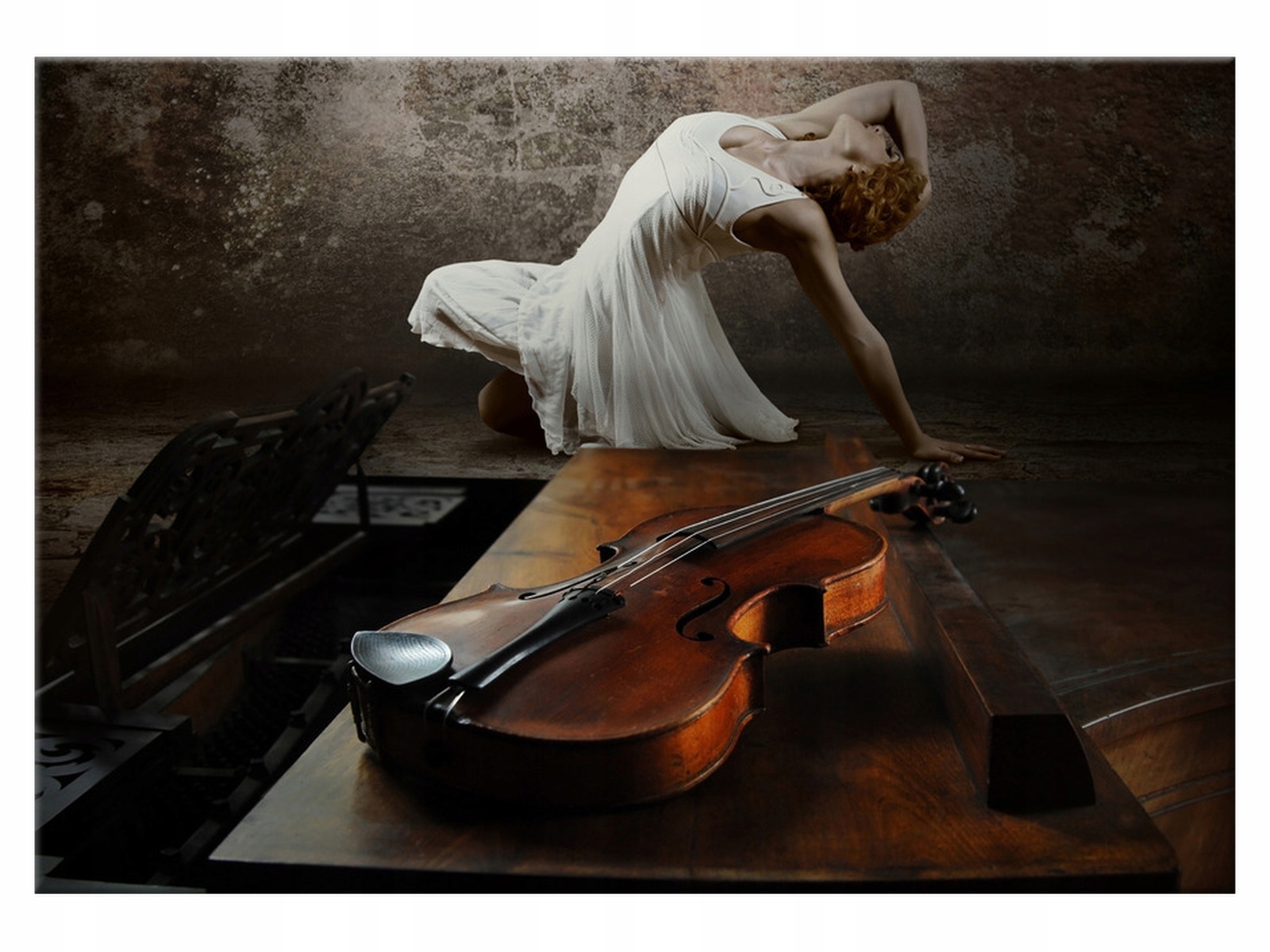 

Obraz Balerina w tańcu 100x70 Przedmiot 1263A_1Z