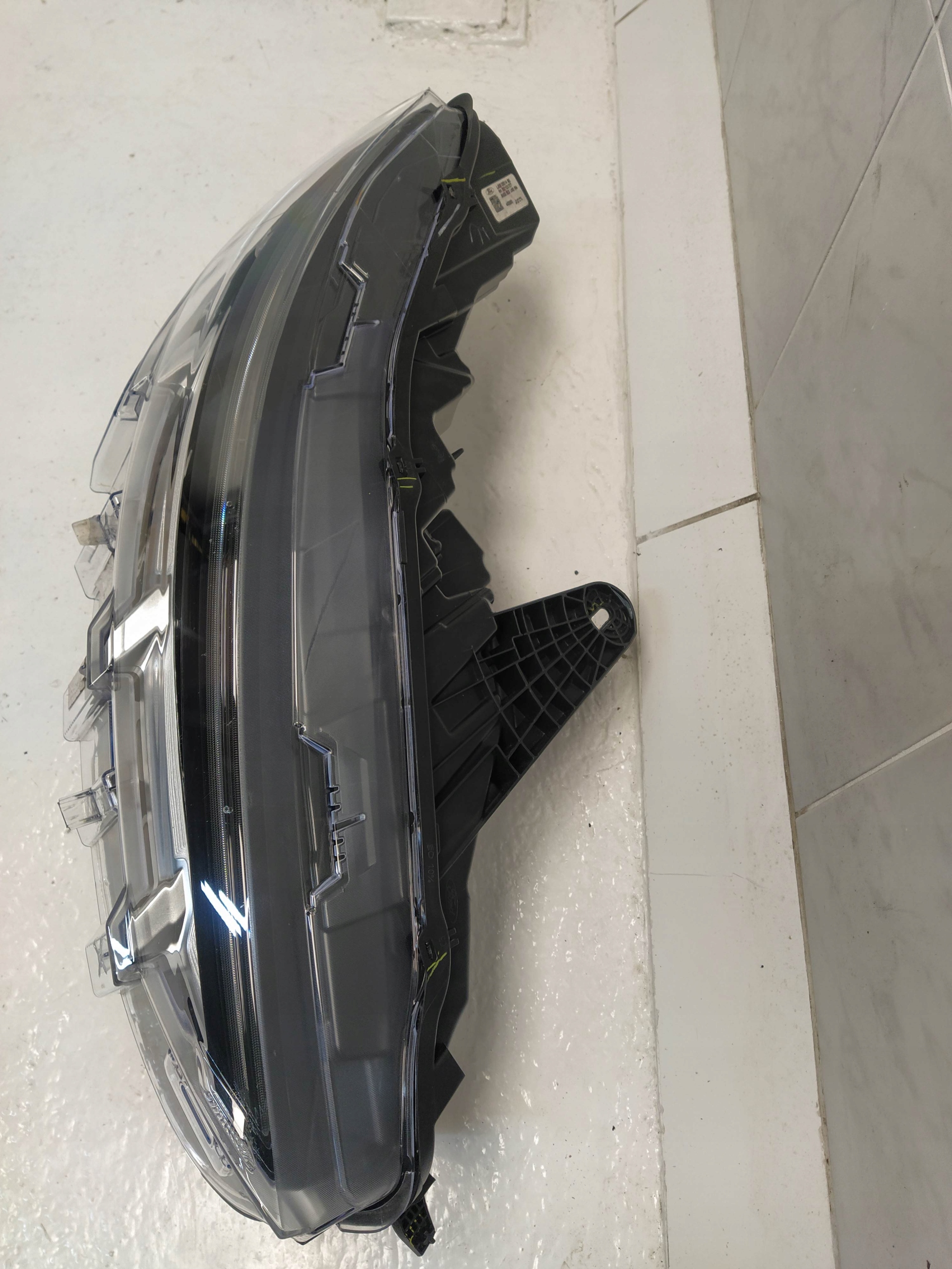 FORD MUSTANG MACH-E 20- light FULL LED right front front