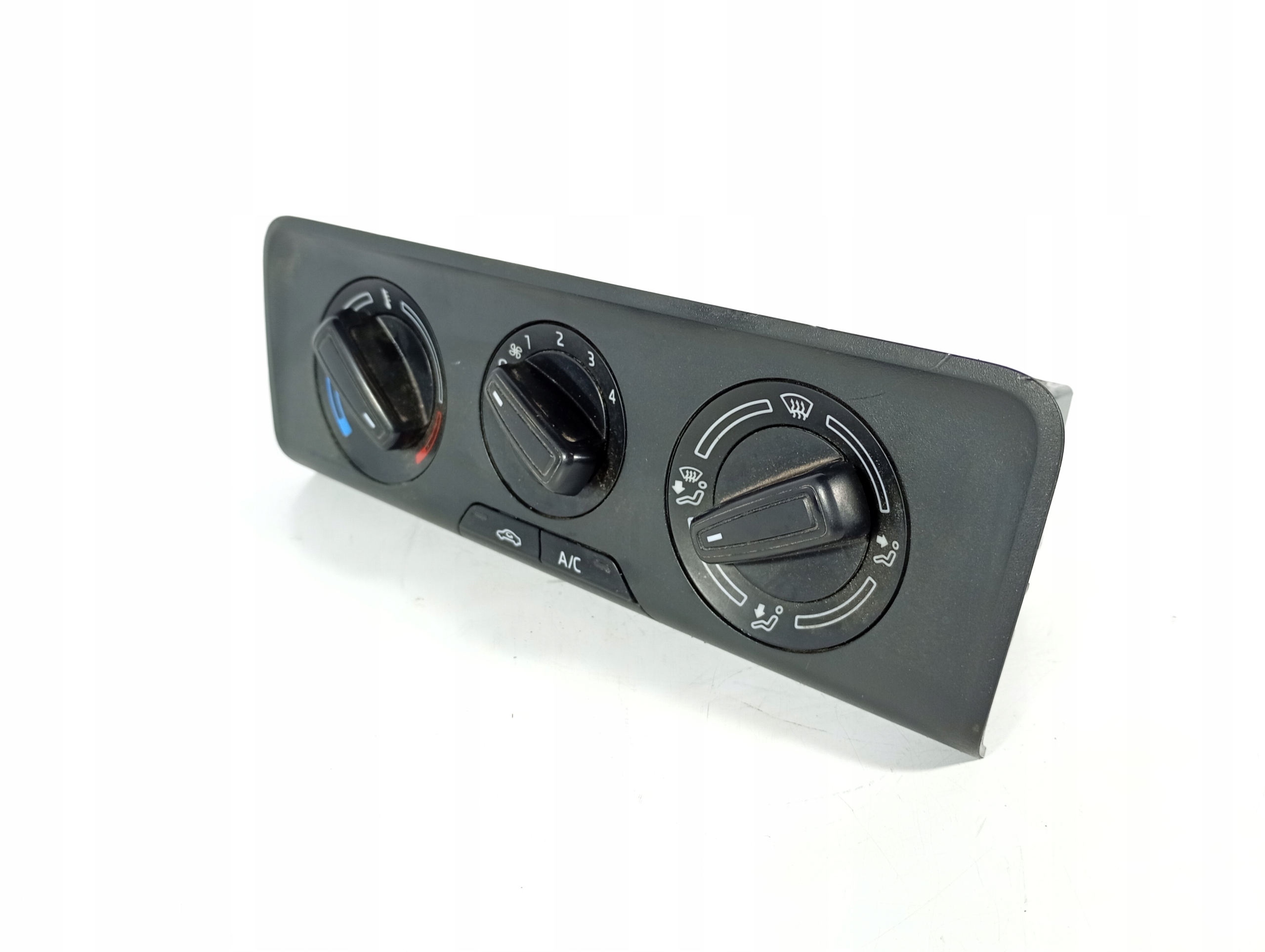 Skoda Fabia 3 III 14-21 switch switch PANEL air conditioning devices OE 6U0820045