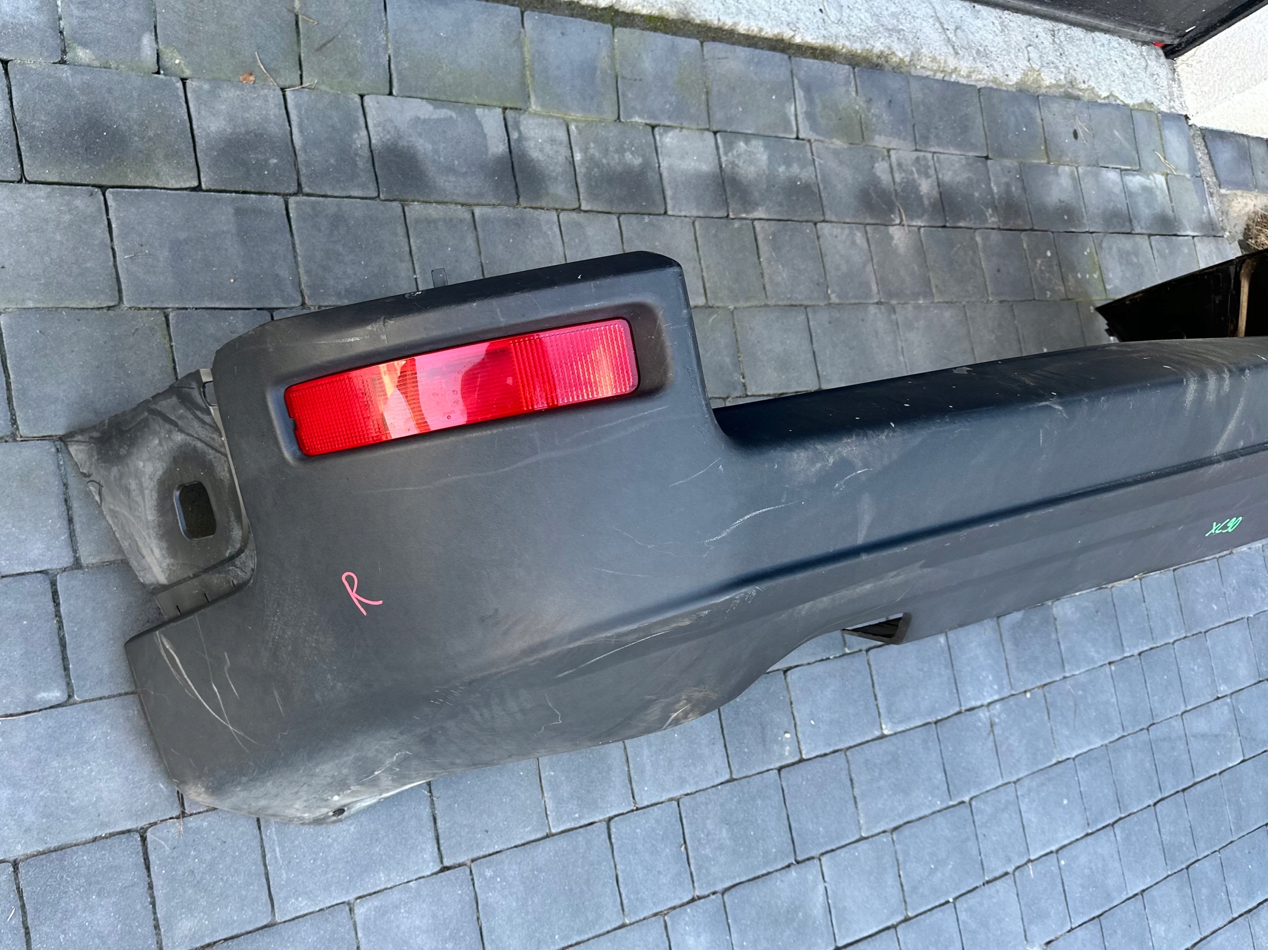 VOLVO XC90 bumper rear part rear
