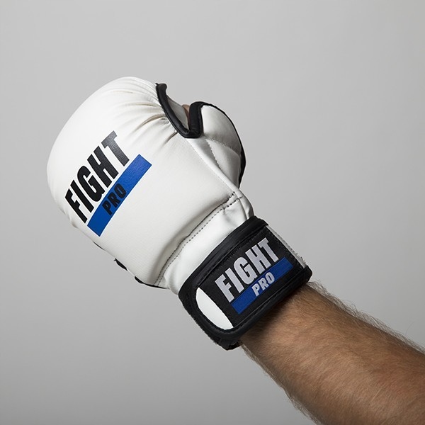 Fight Pro перчатки для ММА 7oz Basic Белый M / L размер M / L