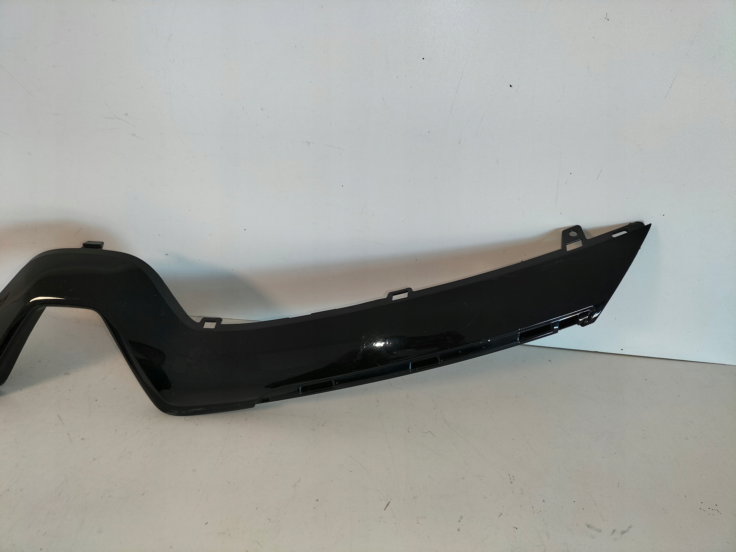grille moulding cap upper front RENAULT CLIO 4 IV 12