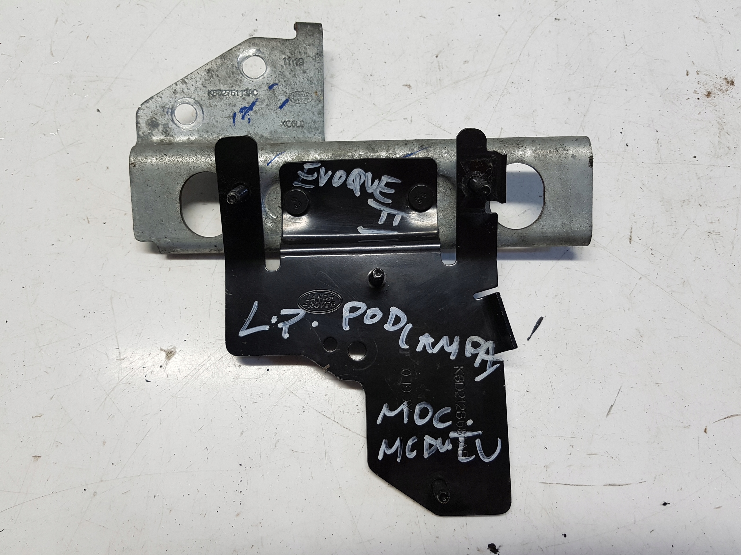 RANGE ROVER EVOQUE II MOCOWANIE Part number K8D2 75113 AC