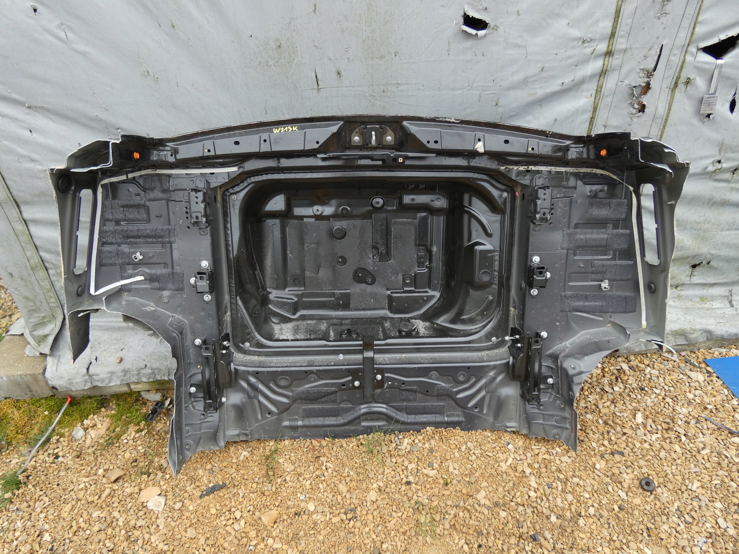 E KLASA W213 KOMBI WANNA PAS TYLNY DUPA TYŁ