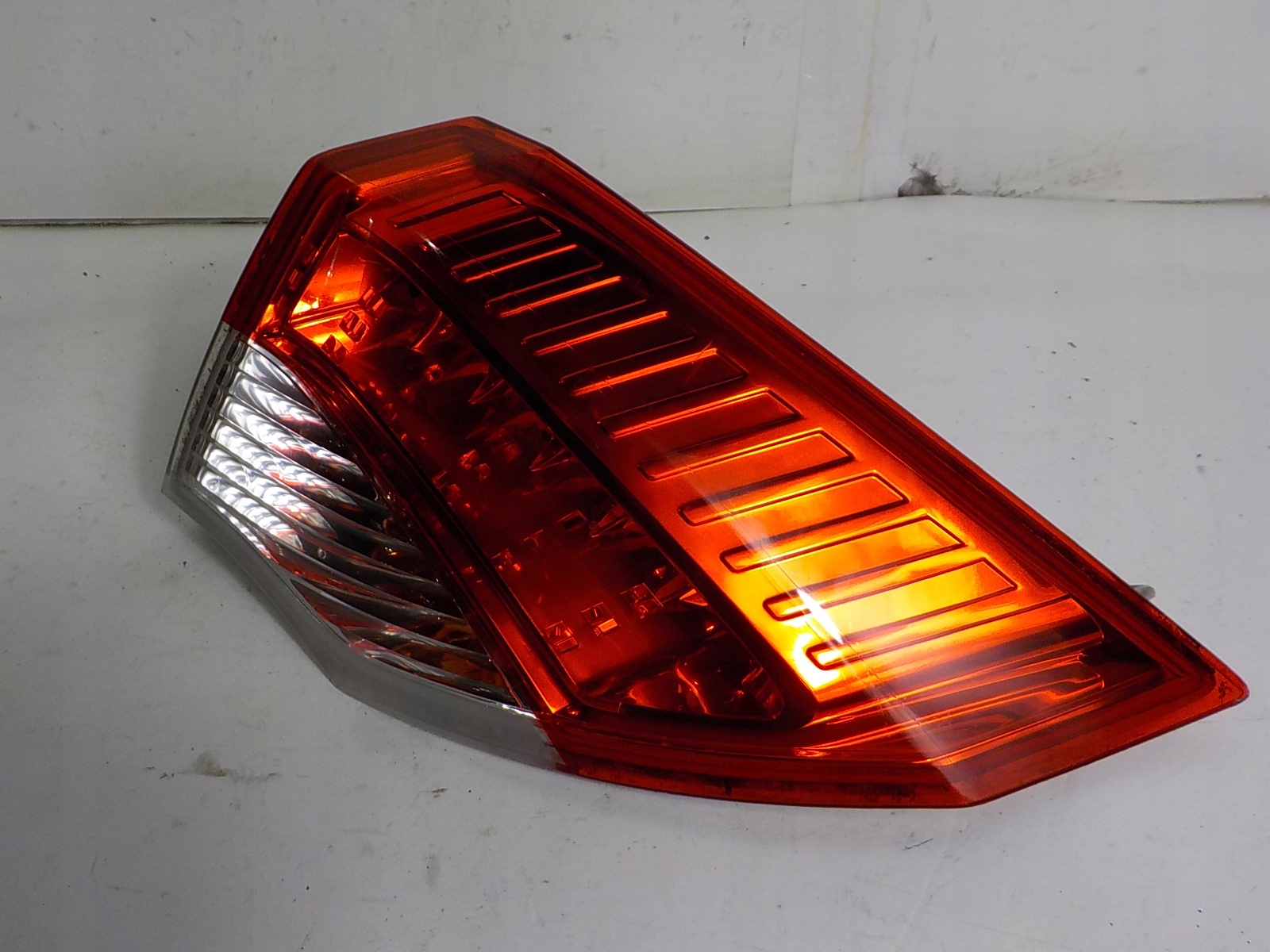 RENAULT LAGUNA III HB light right rear part rear
