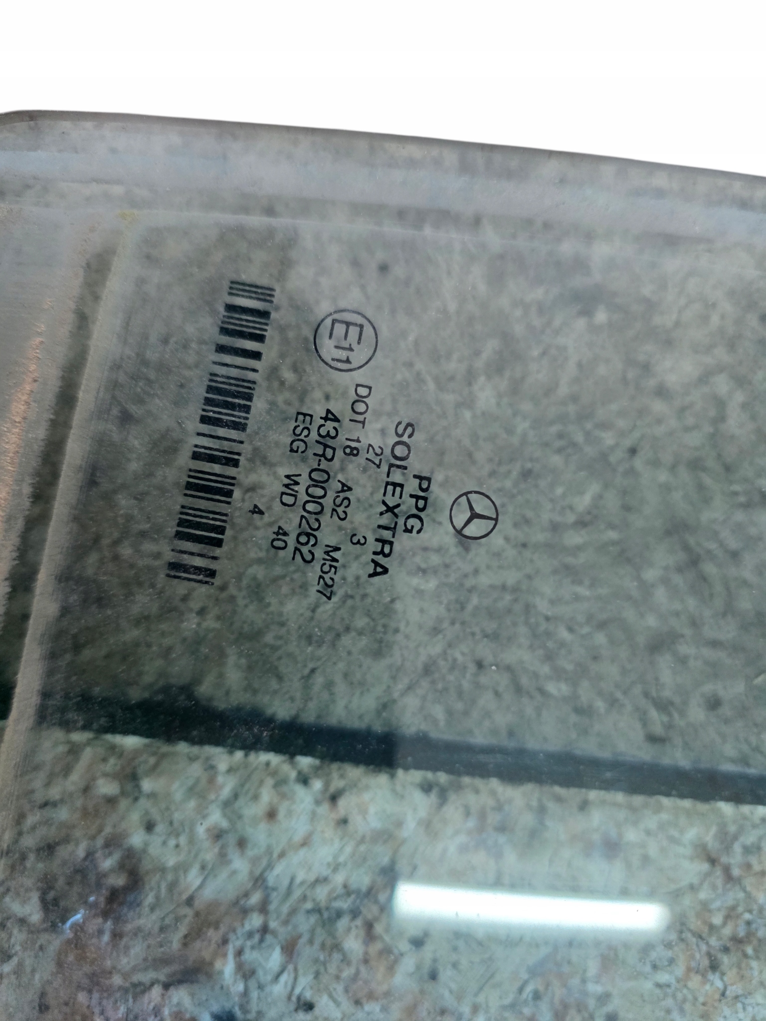 window right rear part MERCEDES W211 KOMBI