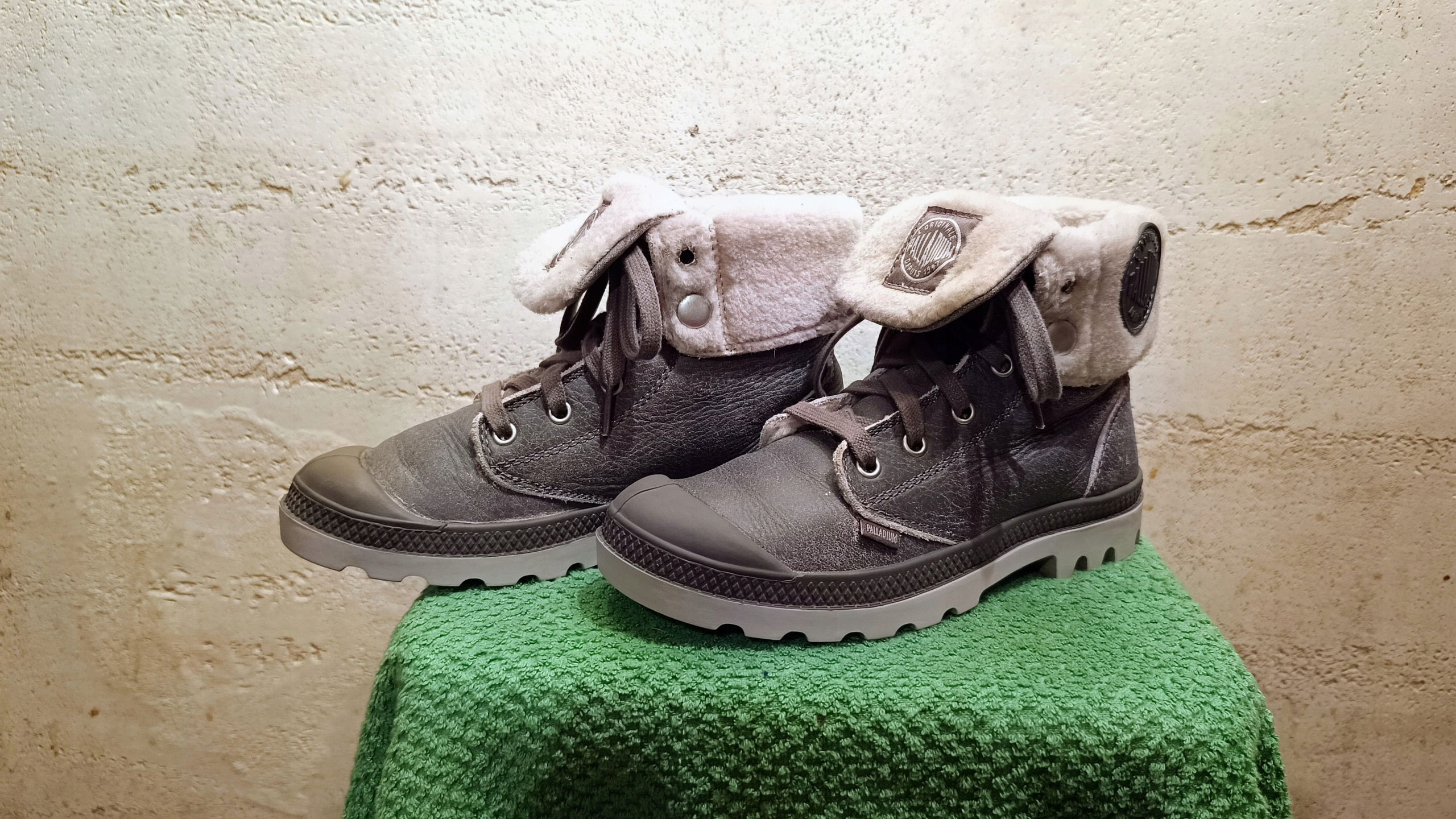 Sneakersy Asics Gel-kayano 14 44 Pánské