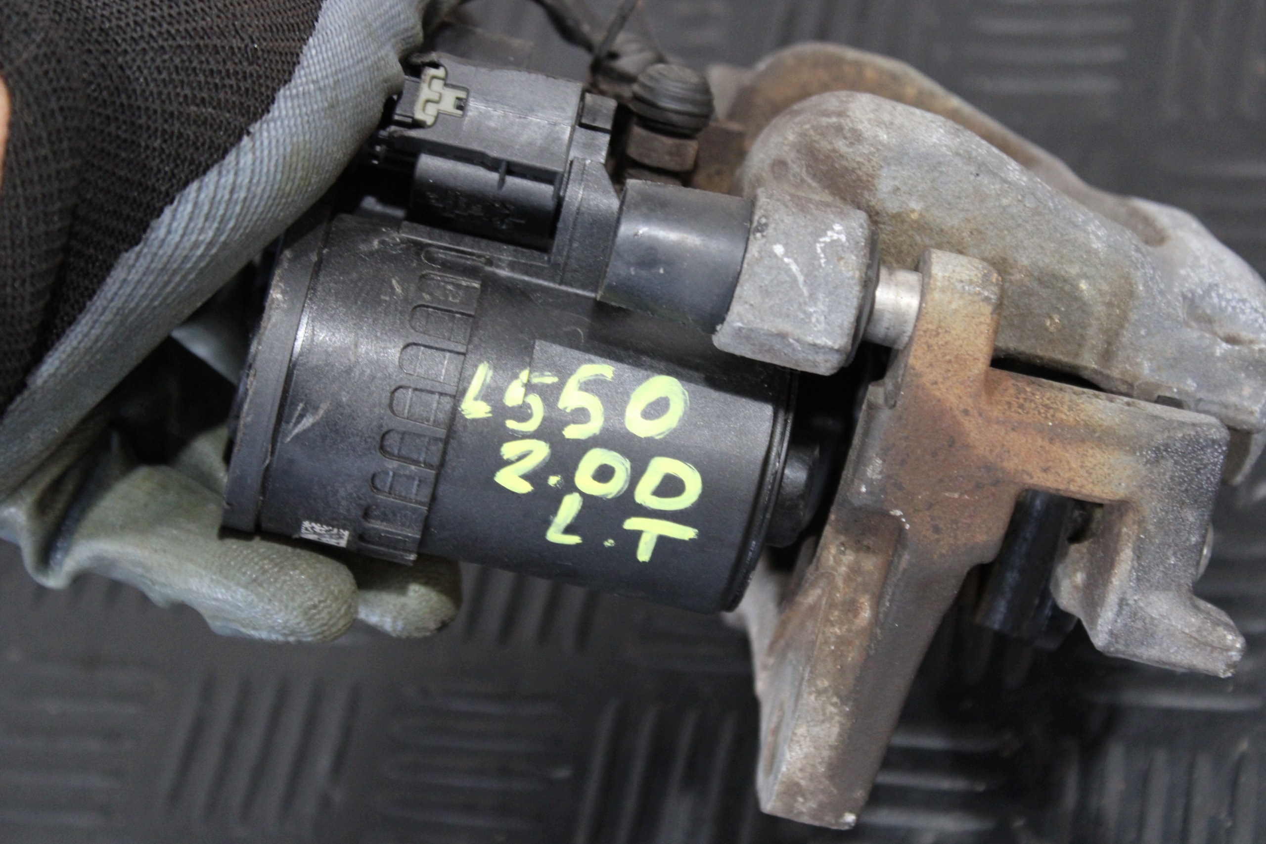 Bremssattel Bremse Sattel Brems- links heck FK72-2K326-BD LAND ROVER DISCOVERY SPORT L550