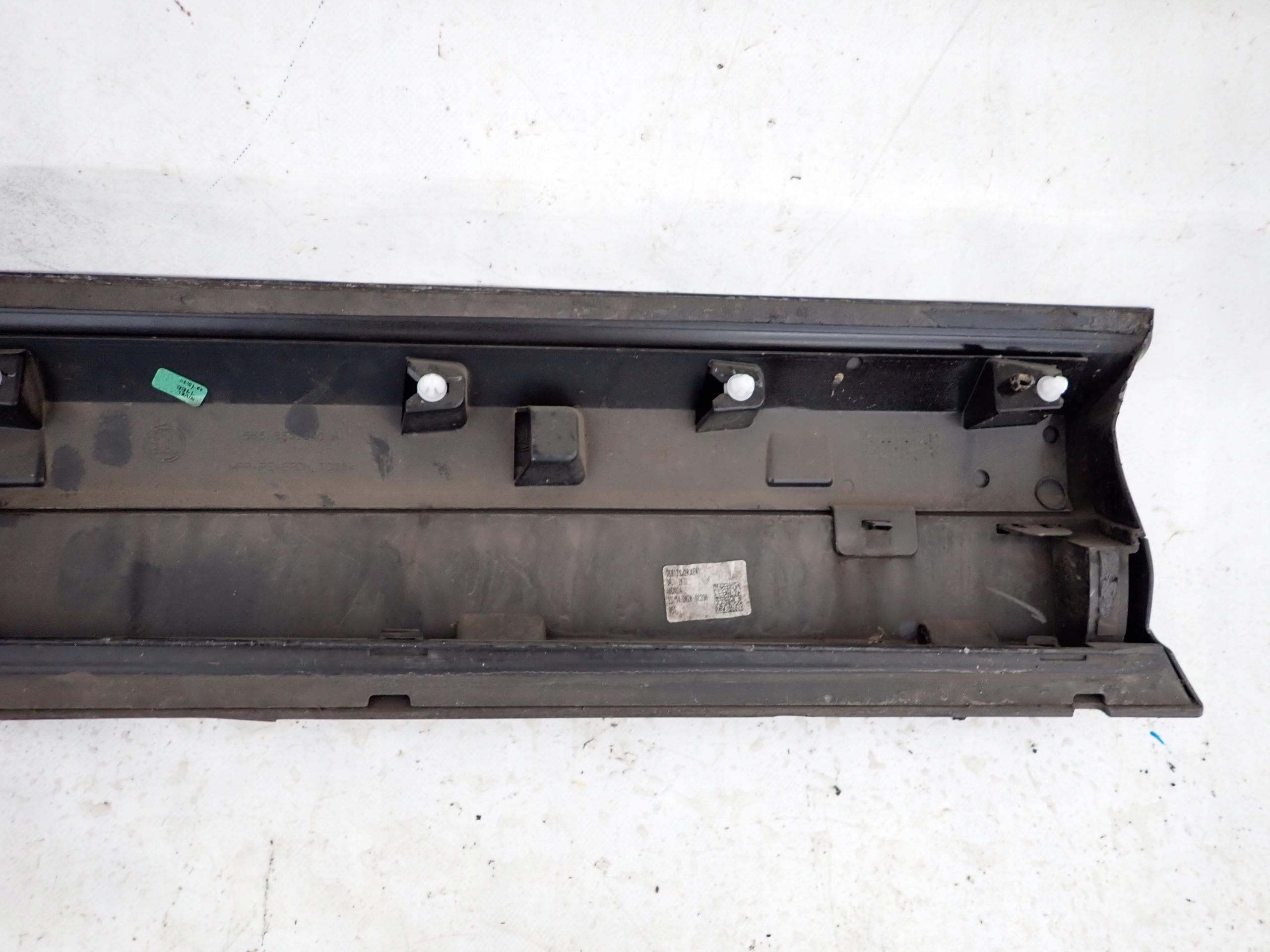 SKODA KODIAQ 16- moulding door right front front