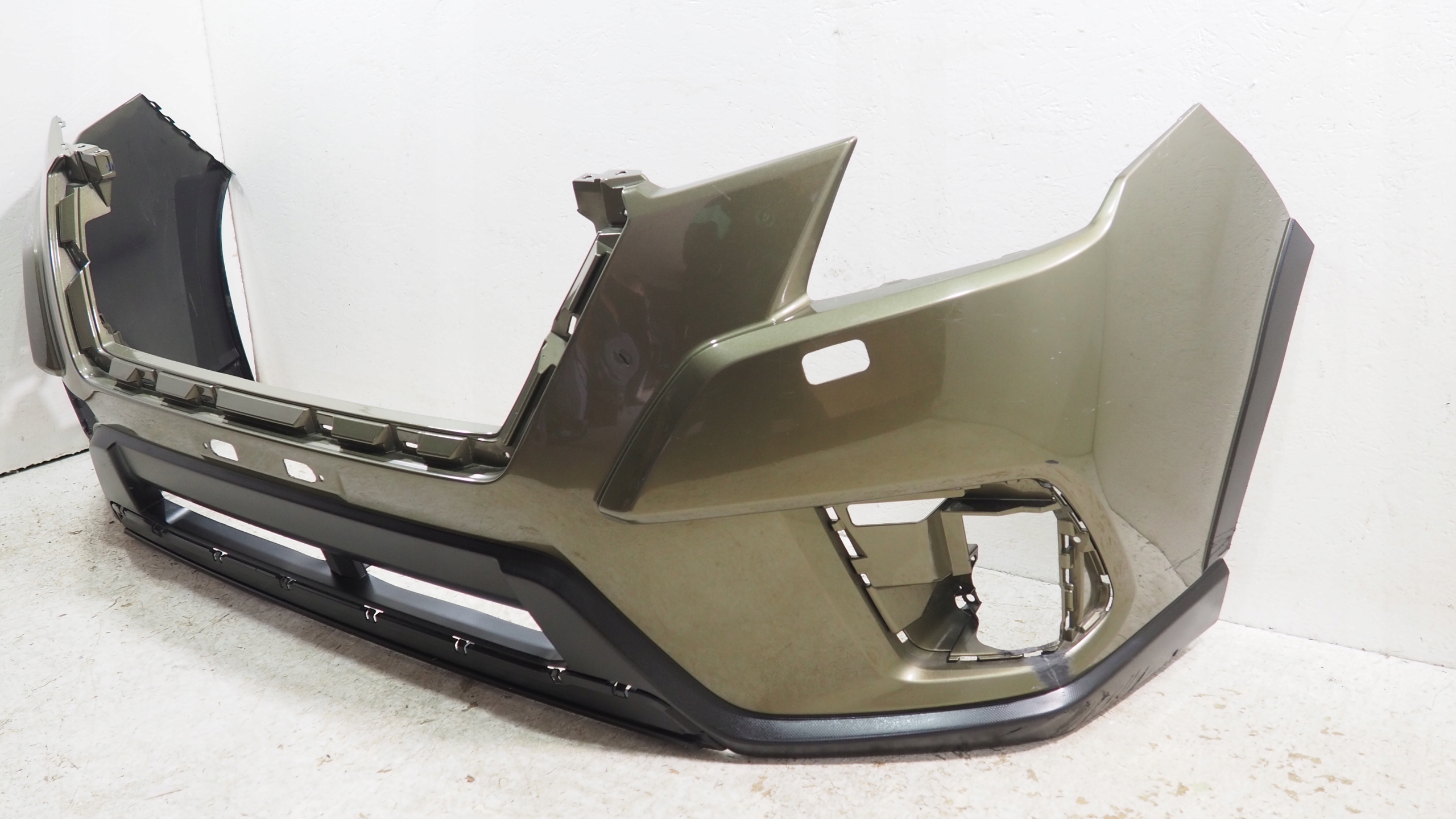Subaru Forester V bumper front front 57704SJ020