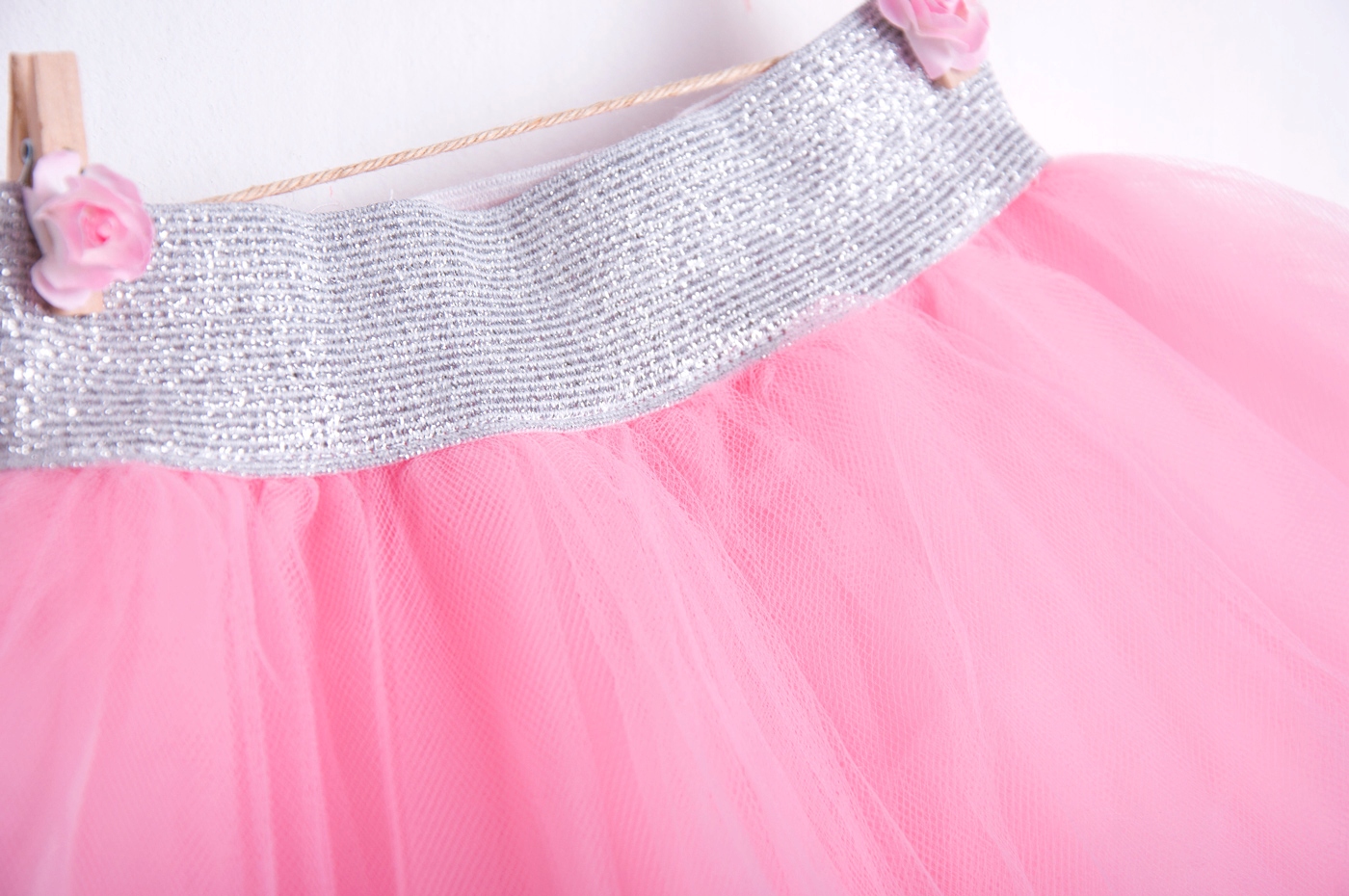 Spódniczka tiulowa kolor różowy rozmiar 104/110 Materiał dominujący tiul