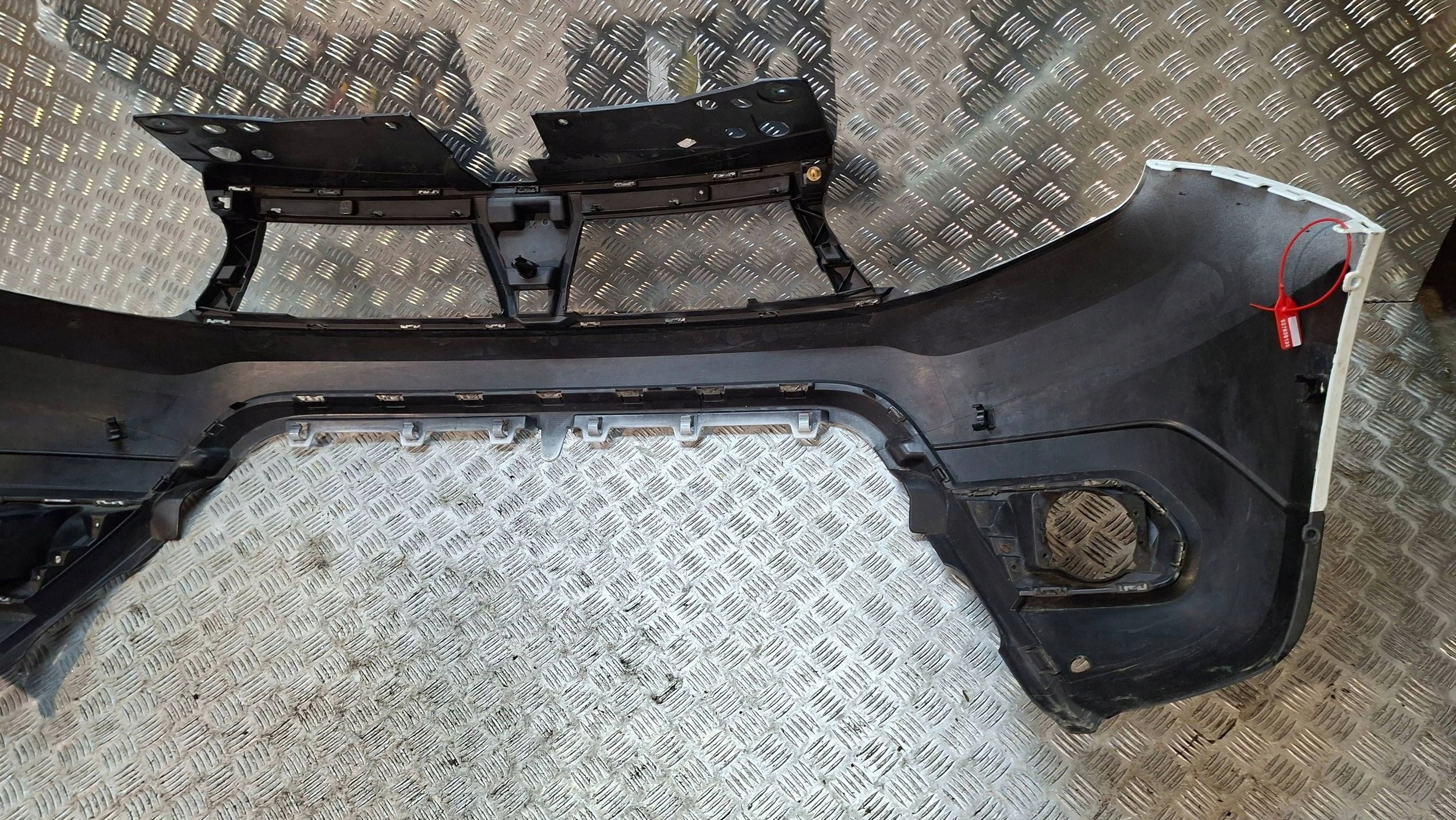 bumper front 620221776R DACIA DUSTER II 2017