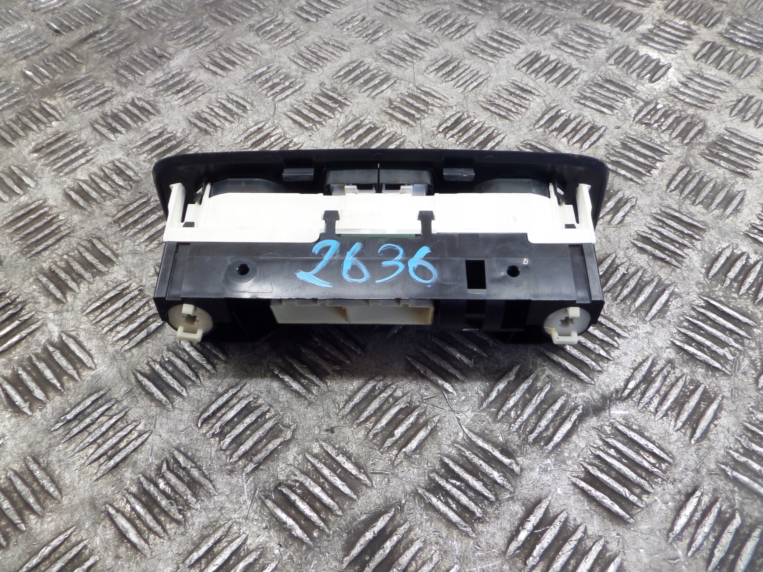 COMANDI CLIMA SEAT OE 6J0820045A