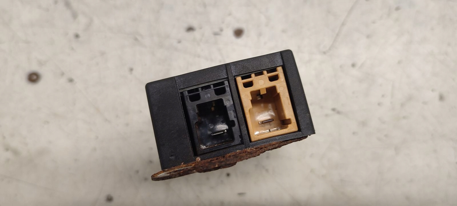 antenna amplifier VW Golf V 1,4 TSI
